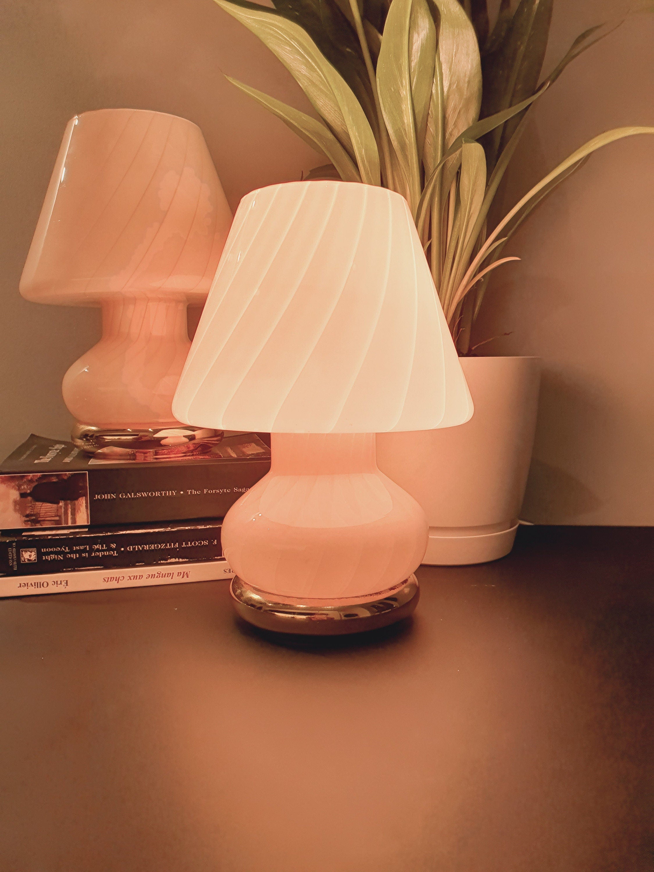 Pair of Peach Swirl Murano Glass Mushroom Lamps - 1970s MCM Italian Design