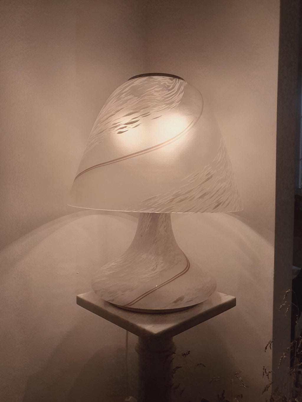 Large Murano Glass Mushroom Lamp: Italian Retro Ambient Light