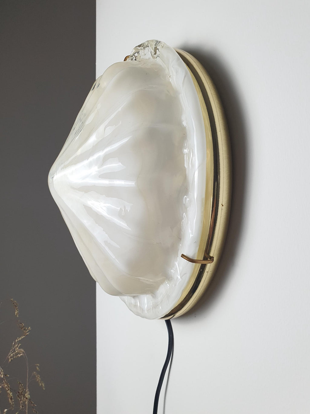 La Murrina Murano Glass White Shell Flush Mount or Wall Sconce Gold Base