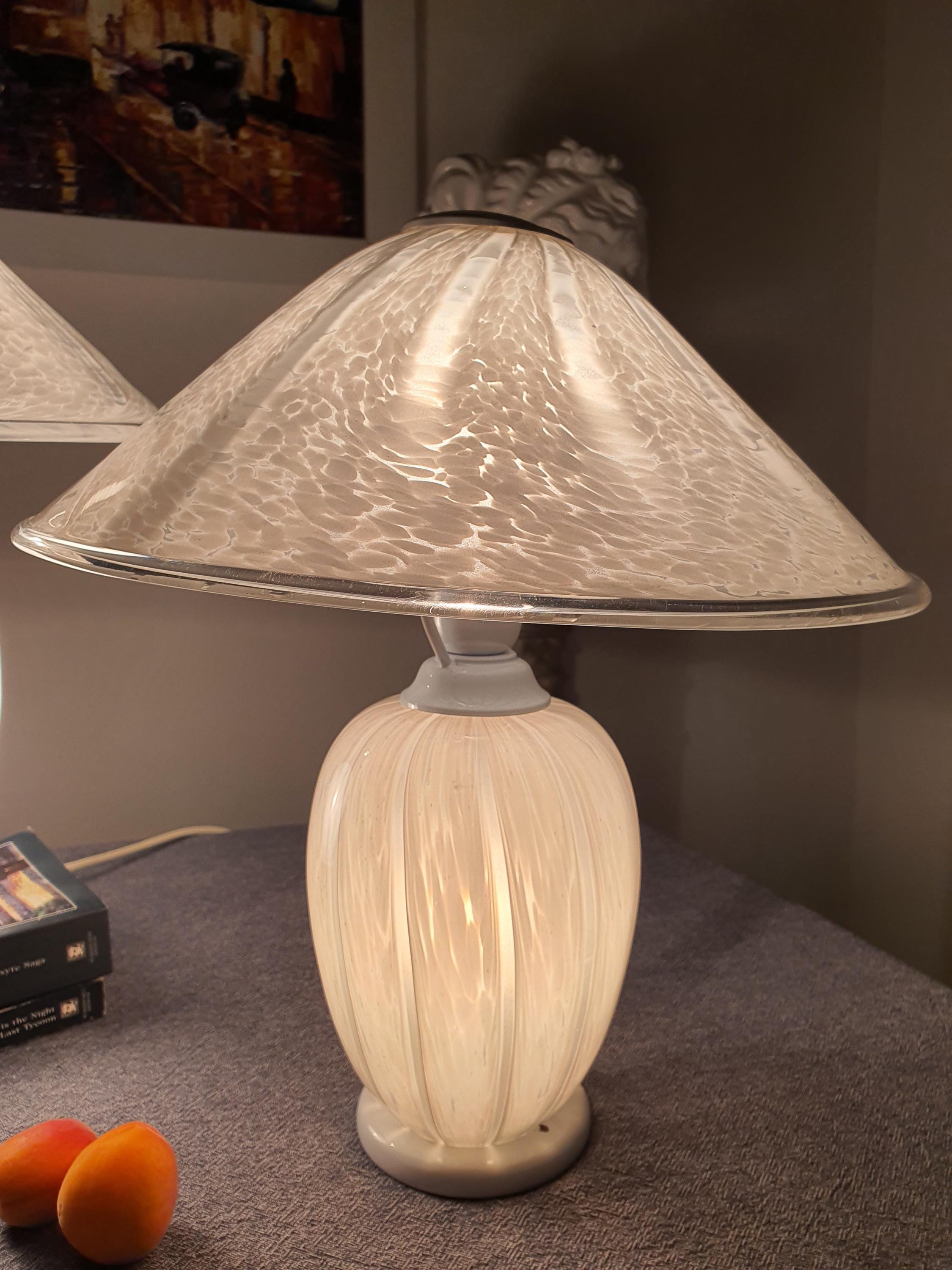 Italian midcentury Murano glass lamp — E14 base light and E27 under-shade light detail