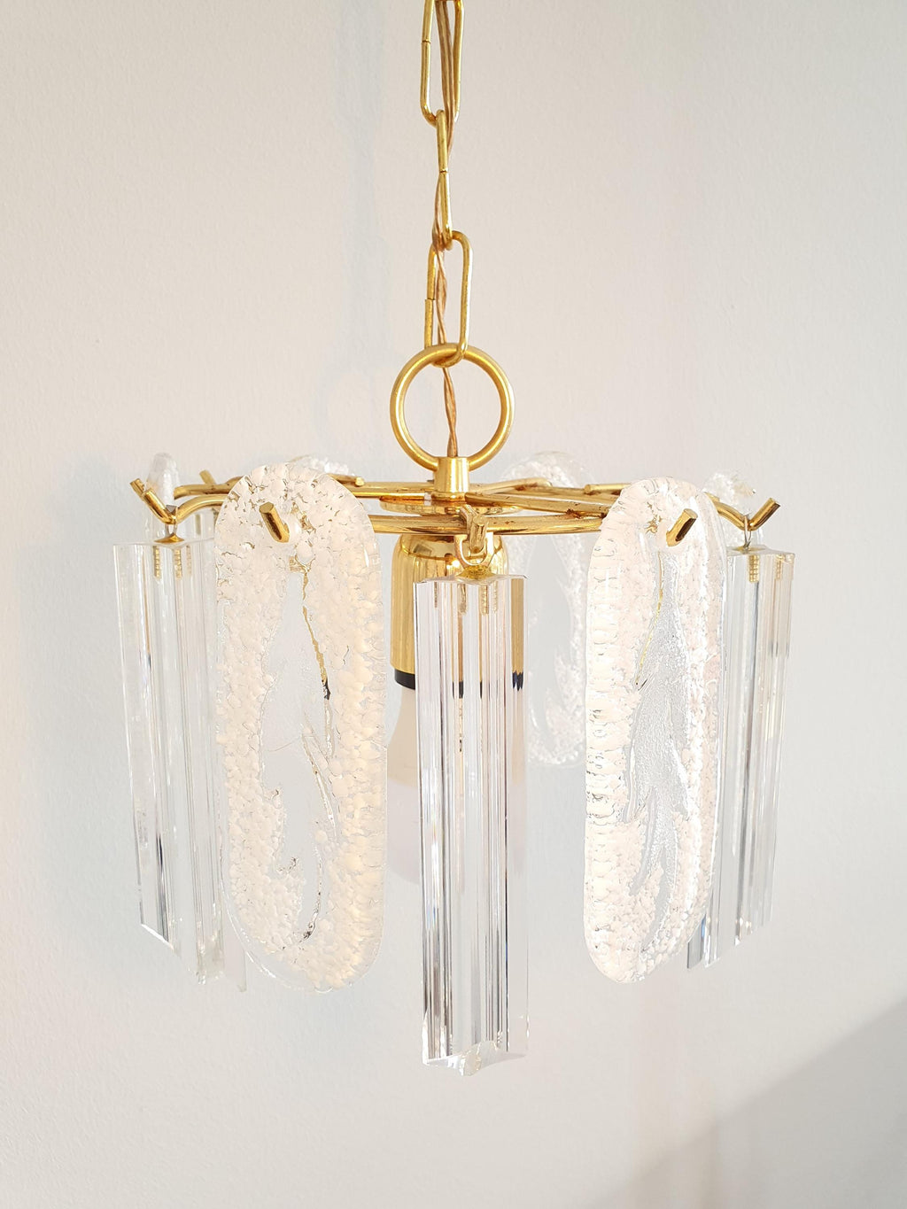 Art Deco Murano Glass Petal Chandelier: Vintage Italian Light