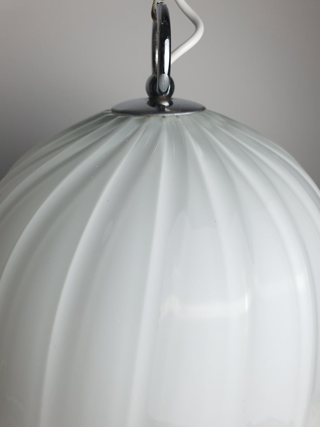 La Murrina Tulip Pendant Light | Vintage Murano Glass Lighting with Green Rim | Italian Mid-Century Modern