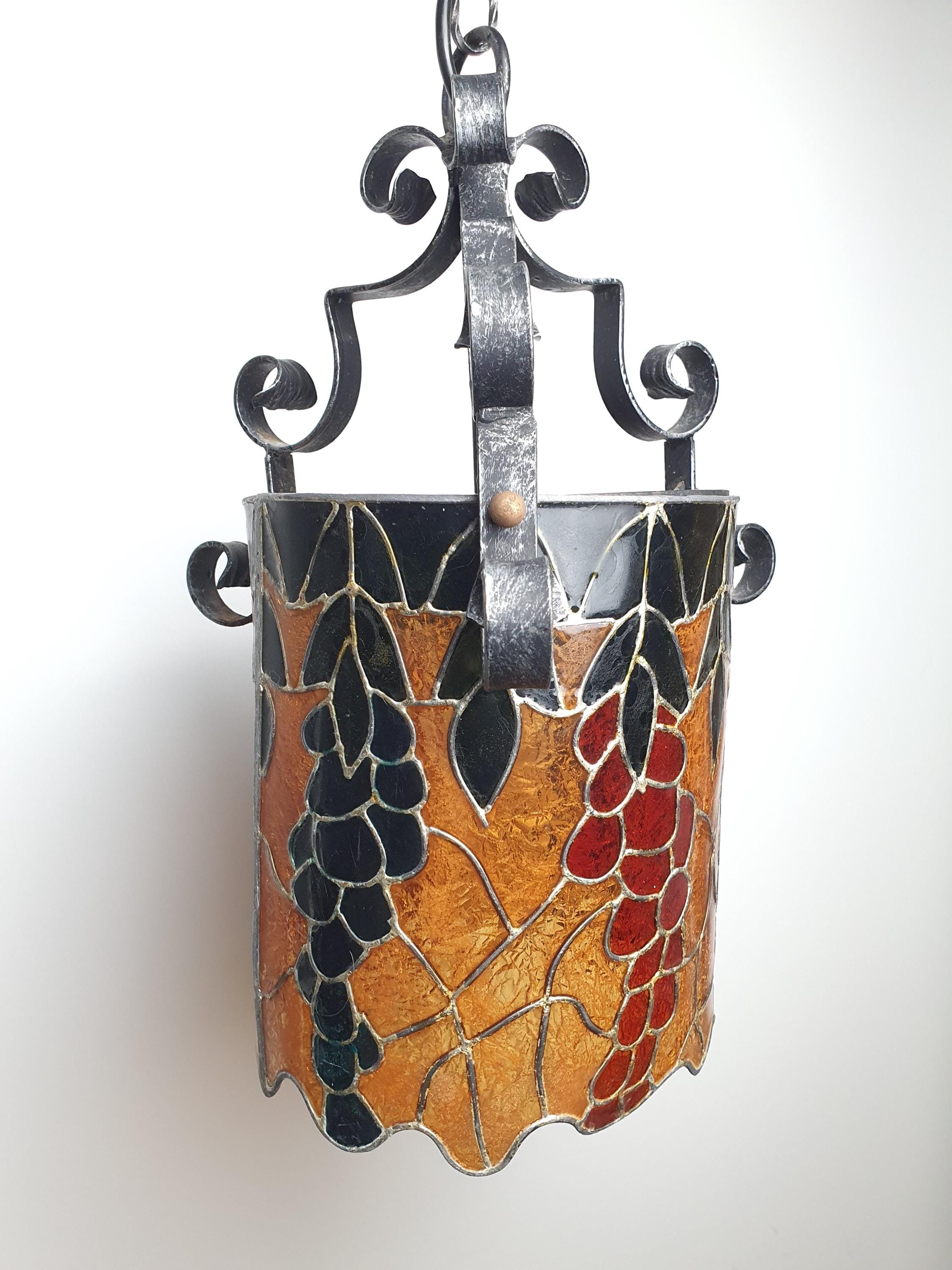 Stained Glass Tavern Pendant Light: Liberty Style Italian Chandelier