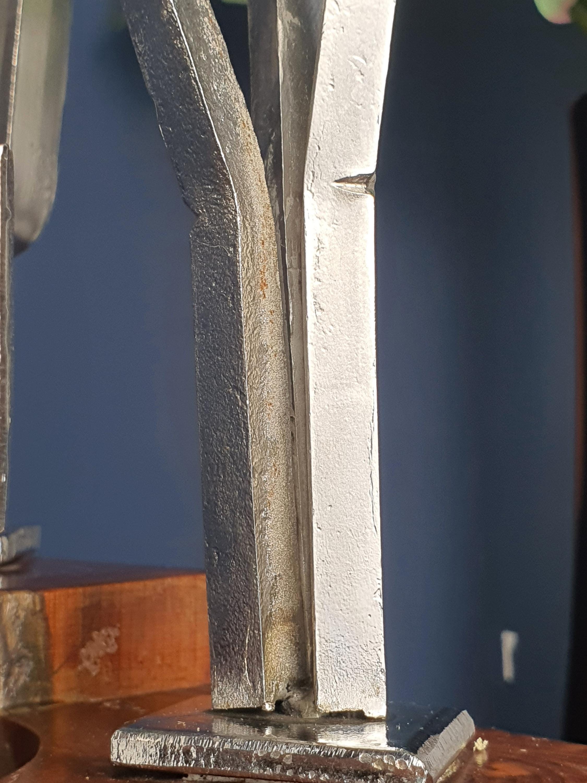 Signed Carlo Italian Brutalist tree lamp unlit, showing aluminium grove silhouette and wood grain texture