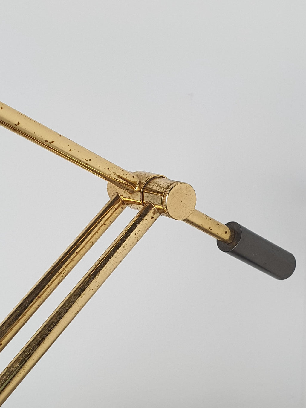 意大利中世纪现代摆臂台灯 | 金色 & 铬 | MCM 风格