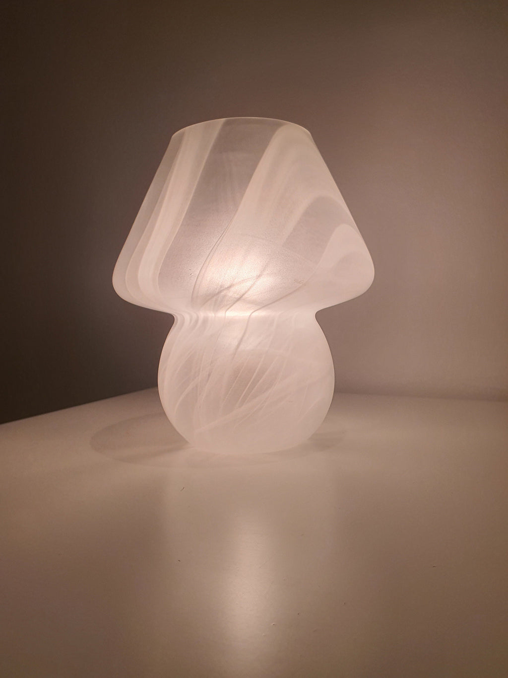 Vintage Murano Glass Mushroom Table Lamp: White Swirl Italian MCM