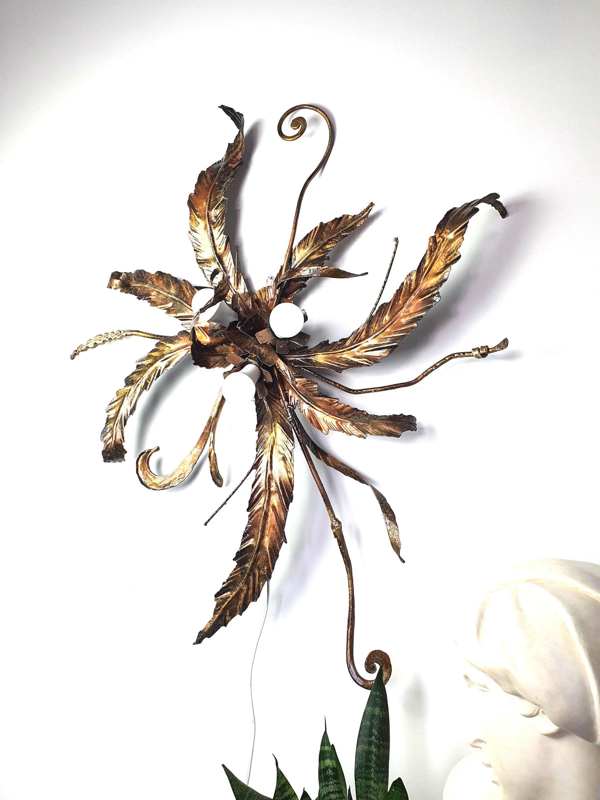 XXL vintage 1980s Italian botanical wall or ceiling light with bronze and gold metal leaves
