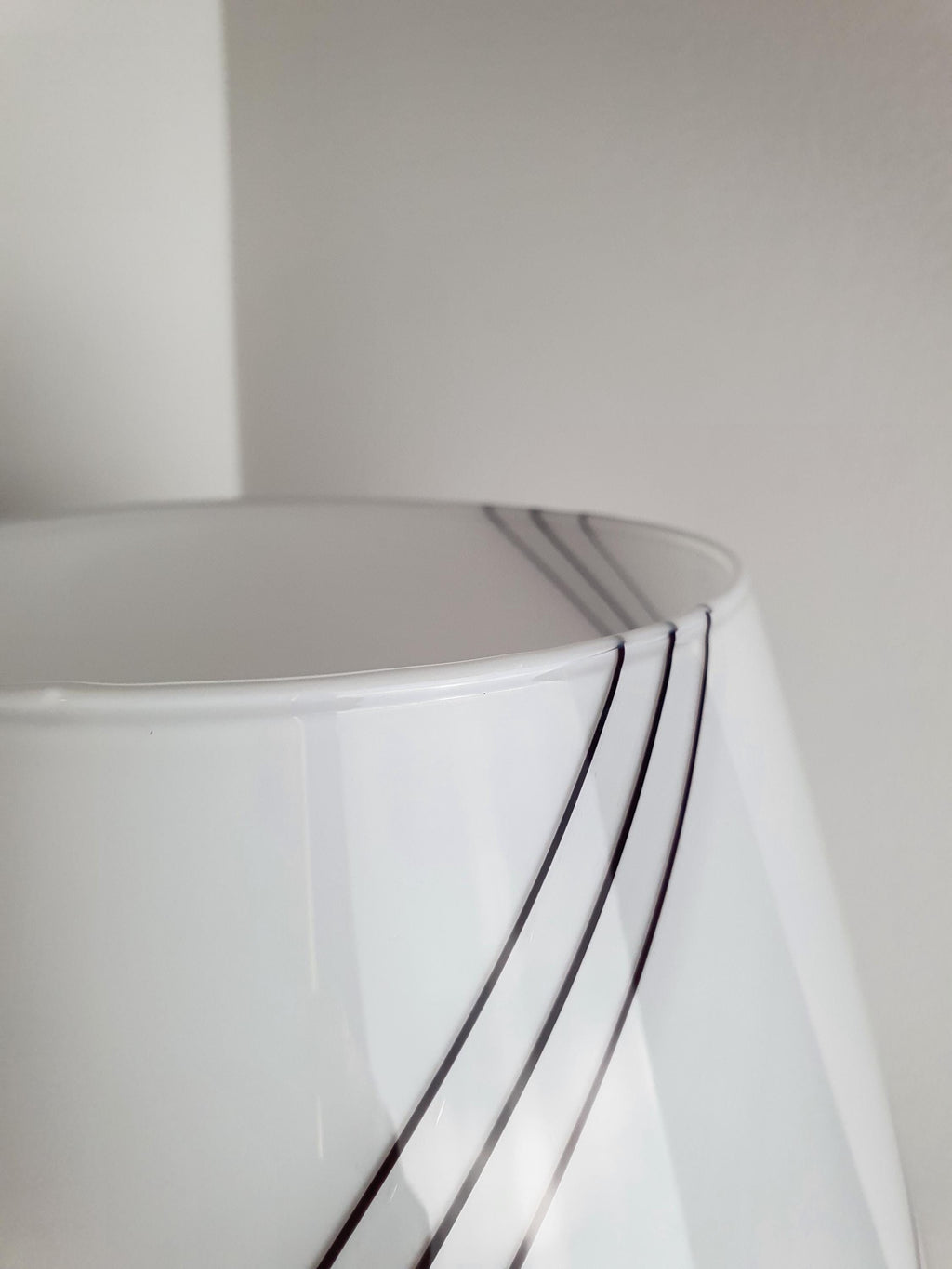 Vintage Murano Glass Mushroom Table Lamp | White with Black Swirl Lines | Mid-Century Italian Lighting