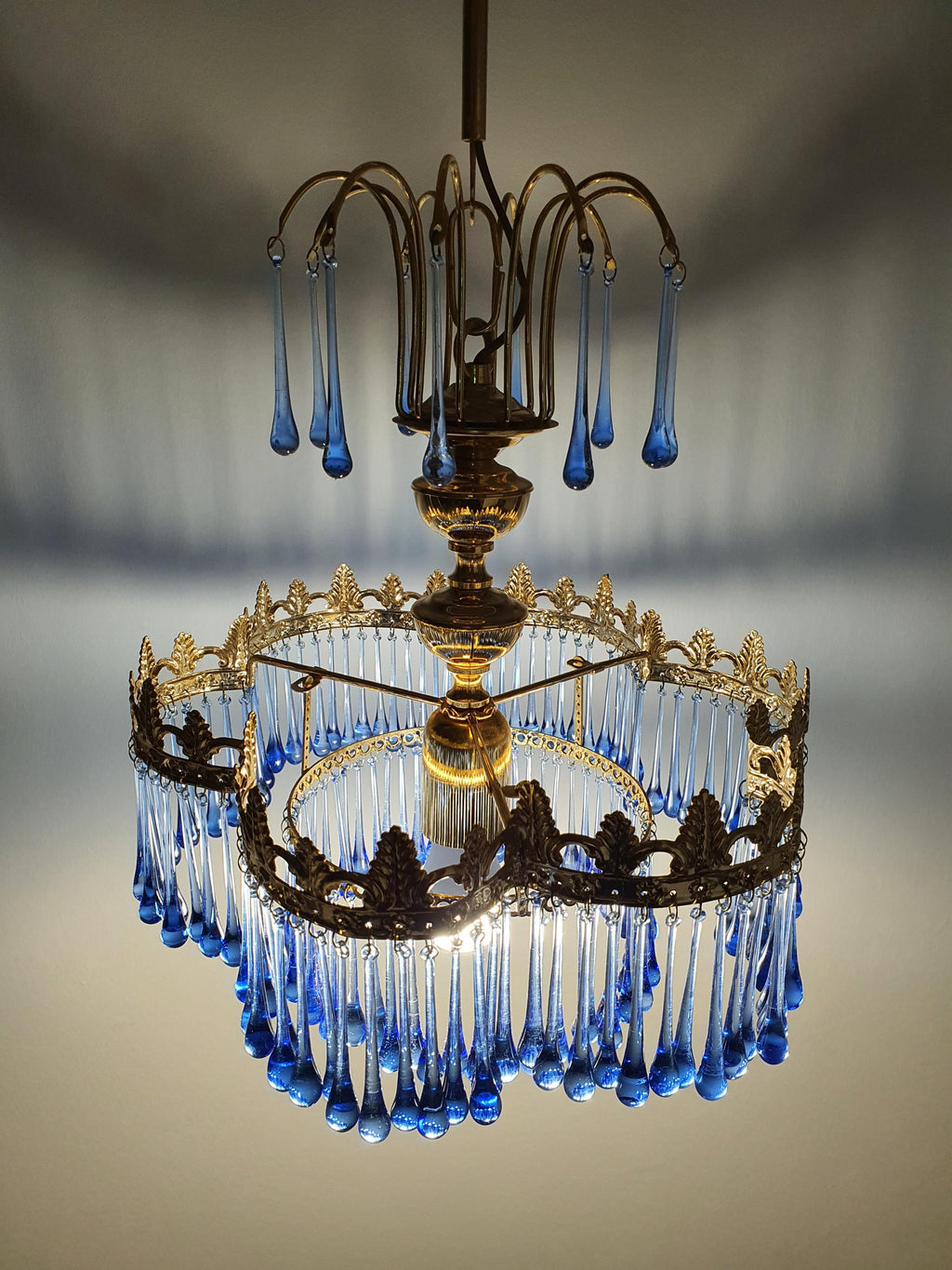 Small Vintage Teardrop Cascade Chandelier with Navy Blue Glass Drops on Gold Base | Hollywood Regency Lighting