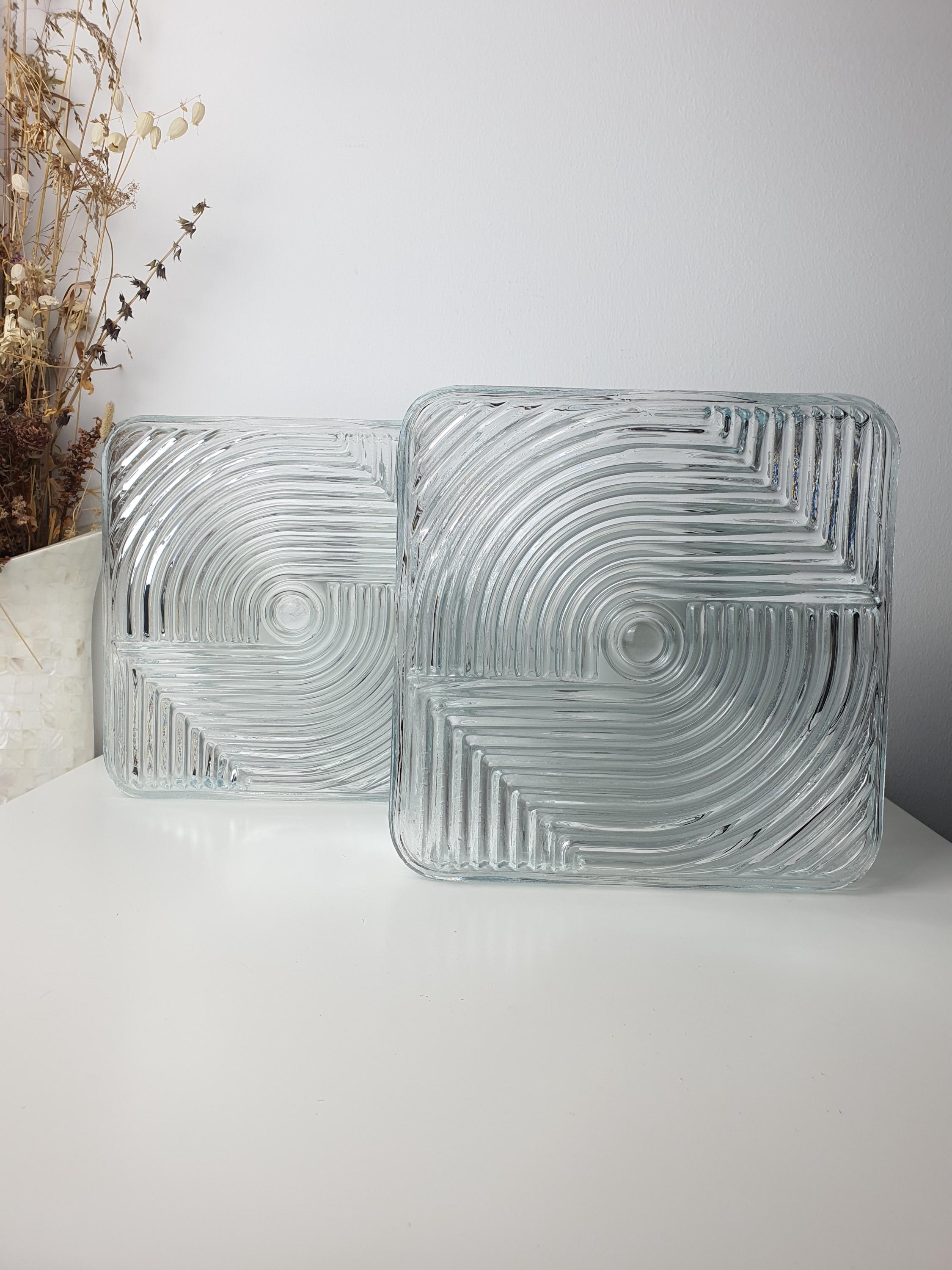 Mixed metal base detail on vintage square Brutalist MCM wall sconces, black/white and white bases shown side by side