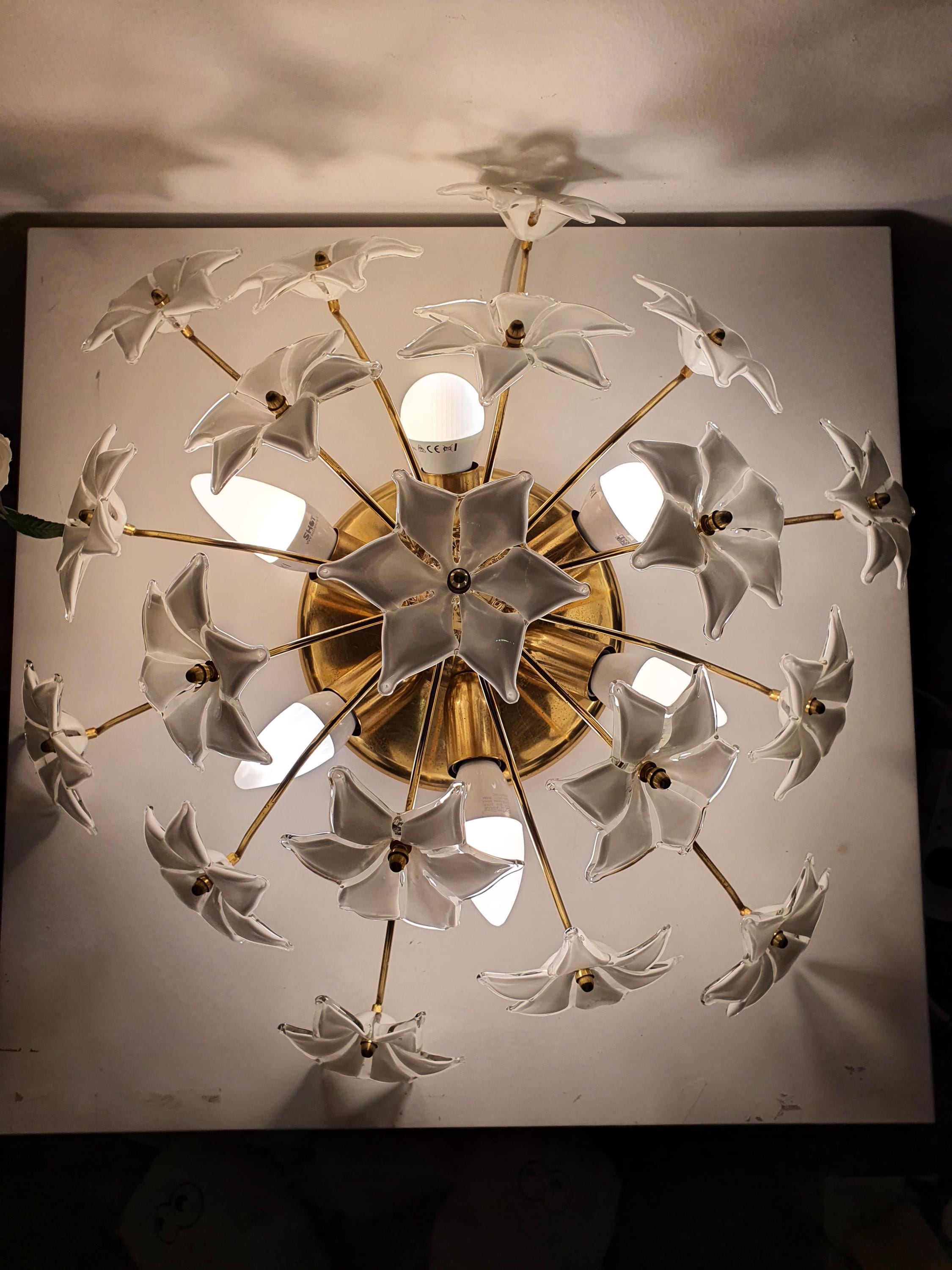 穆拉诺玻璃白色花卉吸顶灯 | 意大利复古Sputnik天花灯