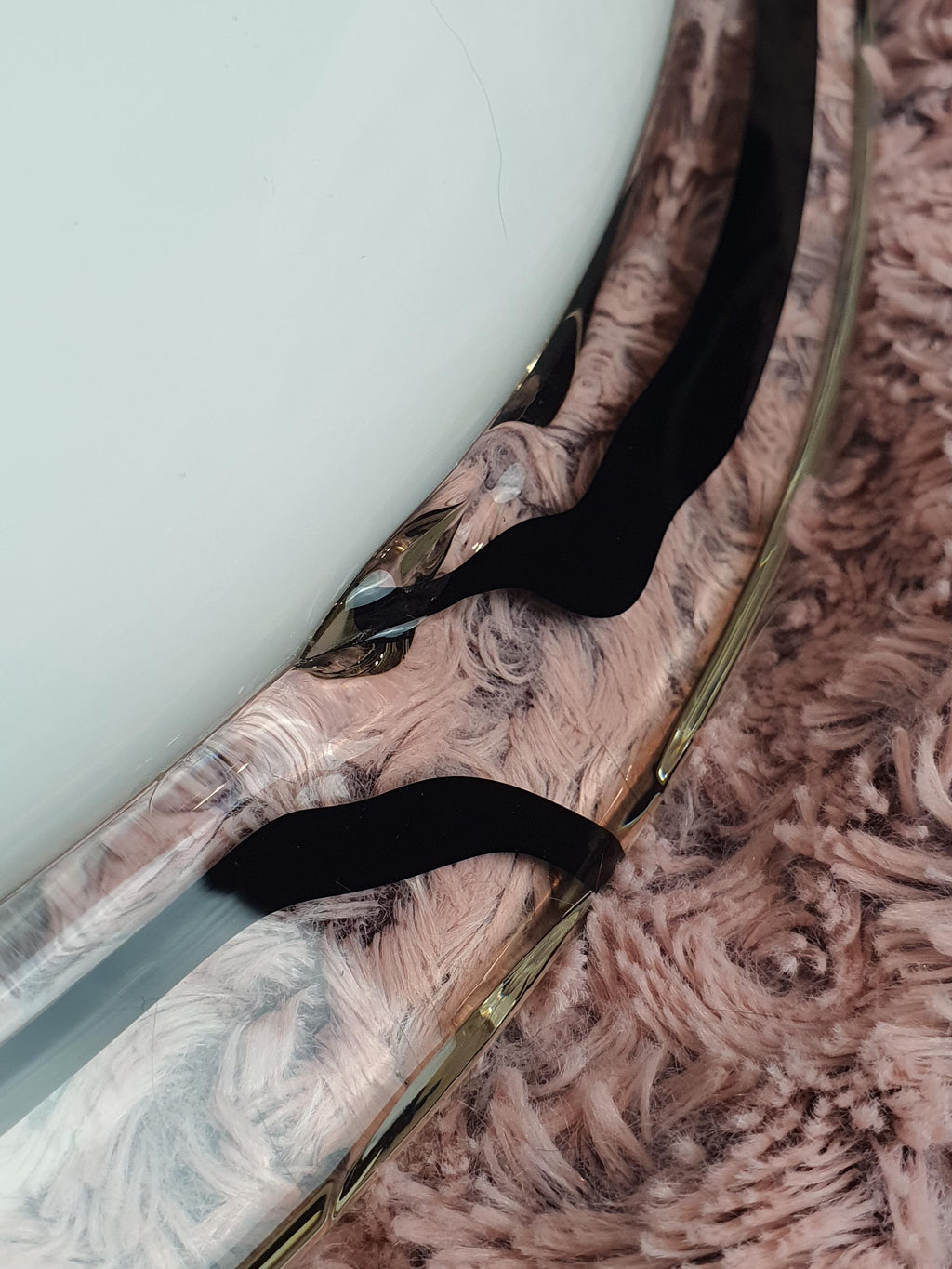 Большой муранский плафон | Винтажный итальянский потолочный светильник белого цвета с чёрным акцентом