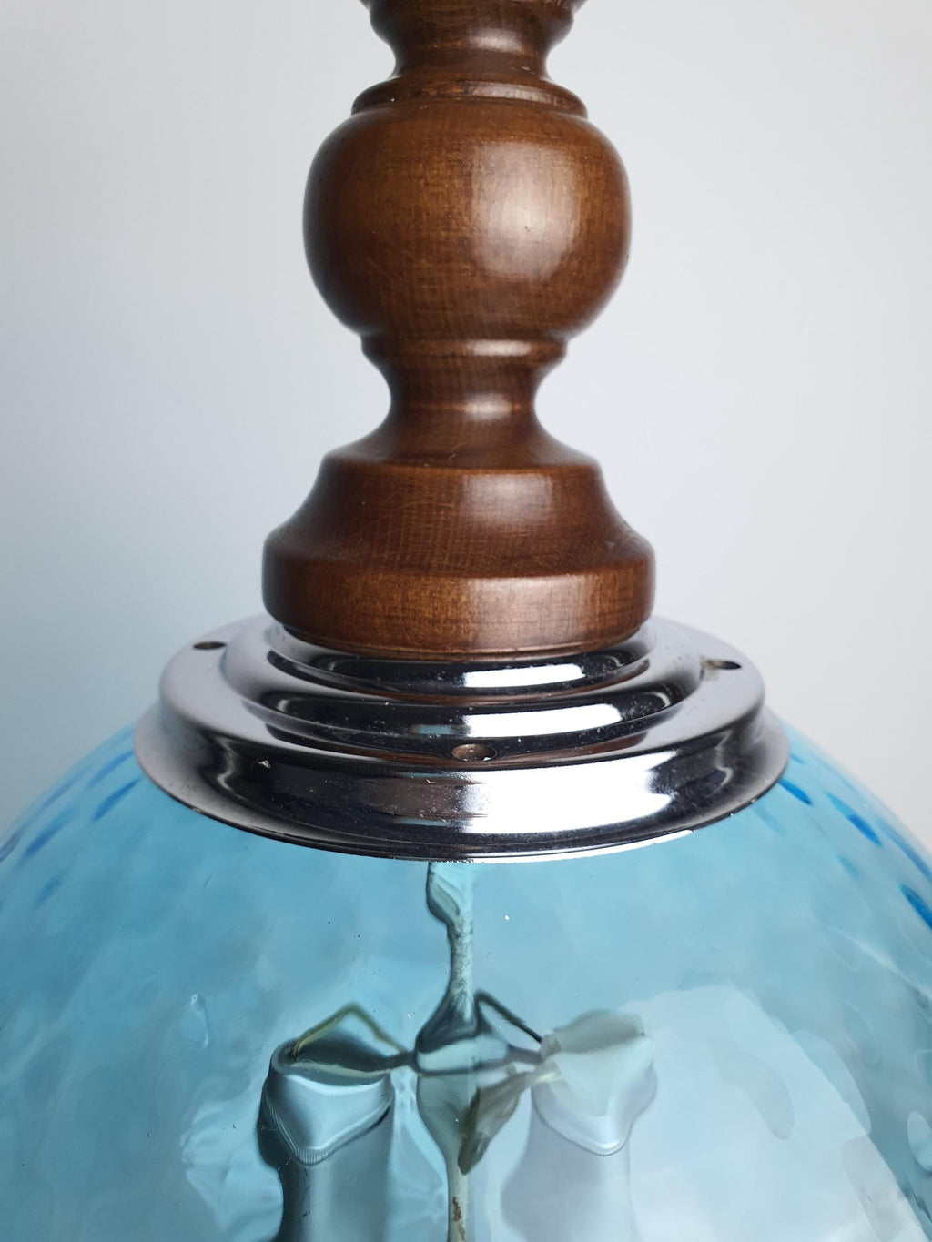 1950年代意大利穆拉诺蓝色玻璃球吊灯 木质镀铬结构