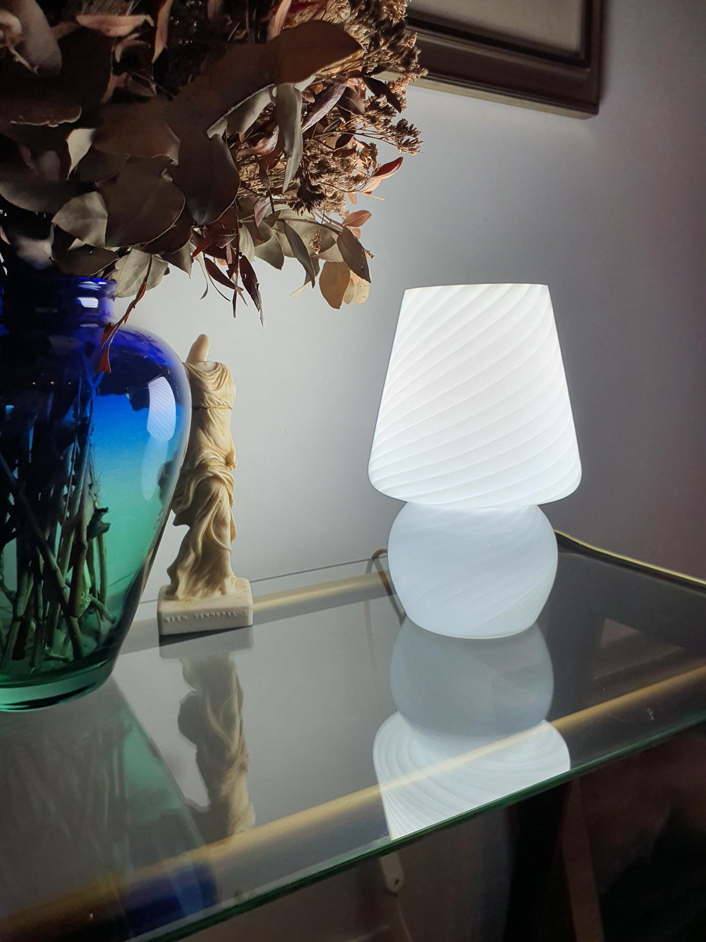 Vintage Murano Glass Mushroom Lamp: Mid-Century Modern White Swirl