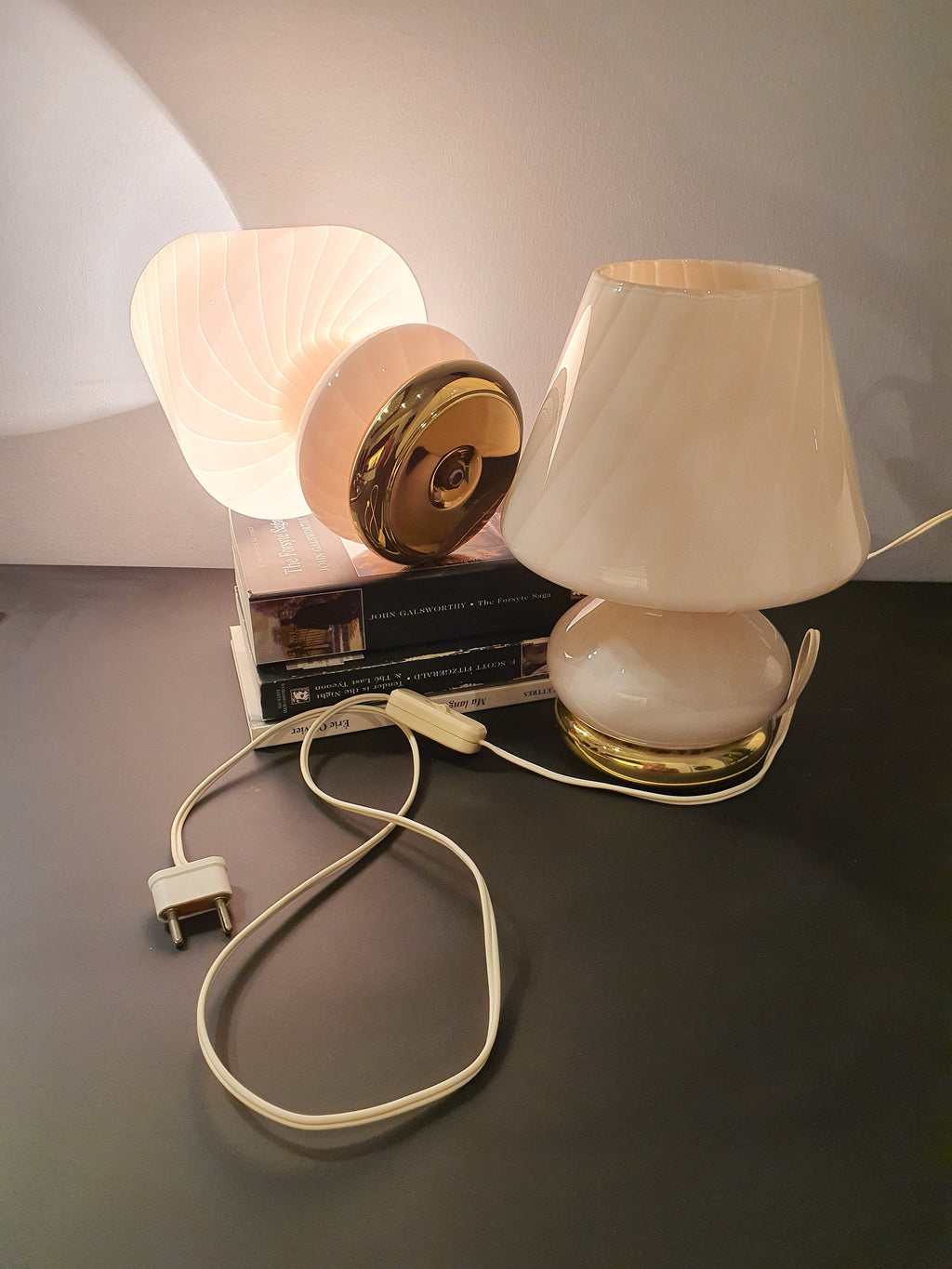 Pair of Peach Swirl Murano Glass Mushroom Lamps - 1970s MCM Italian Design