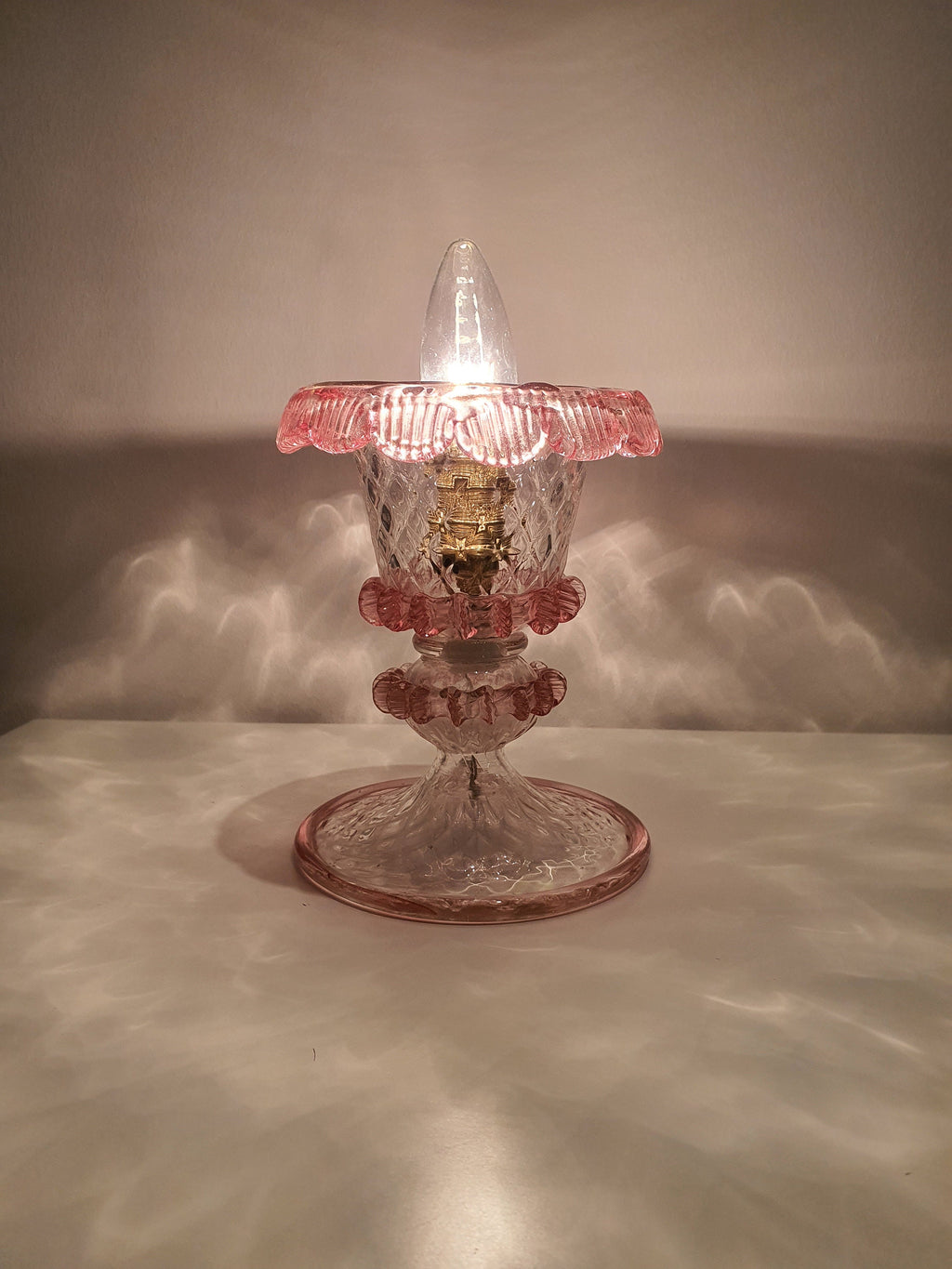 Vintage Murano Glass Tulip Table Lamp – 1970s Pink Floral Bedside Light