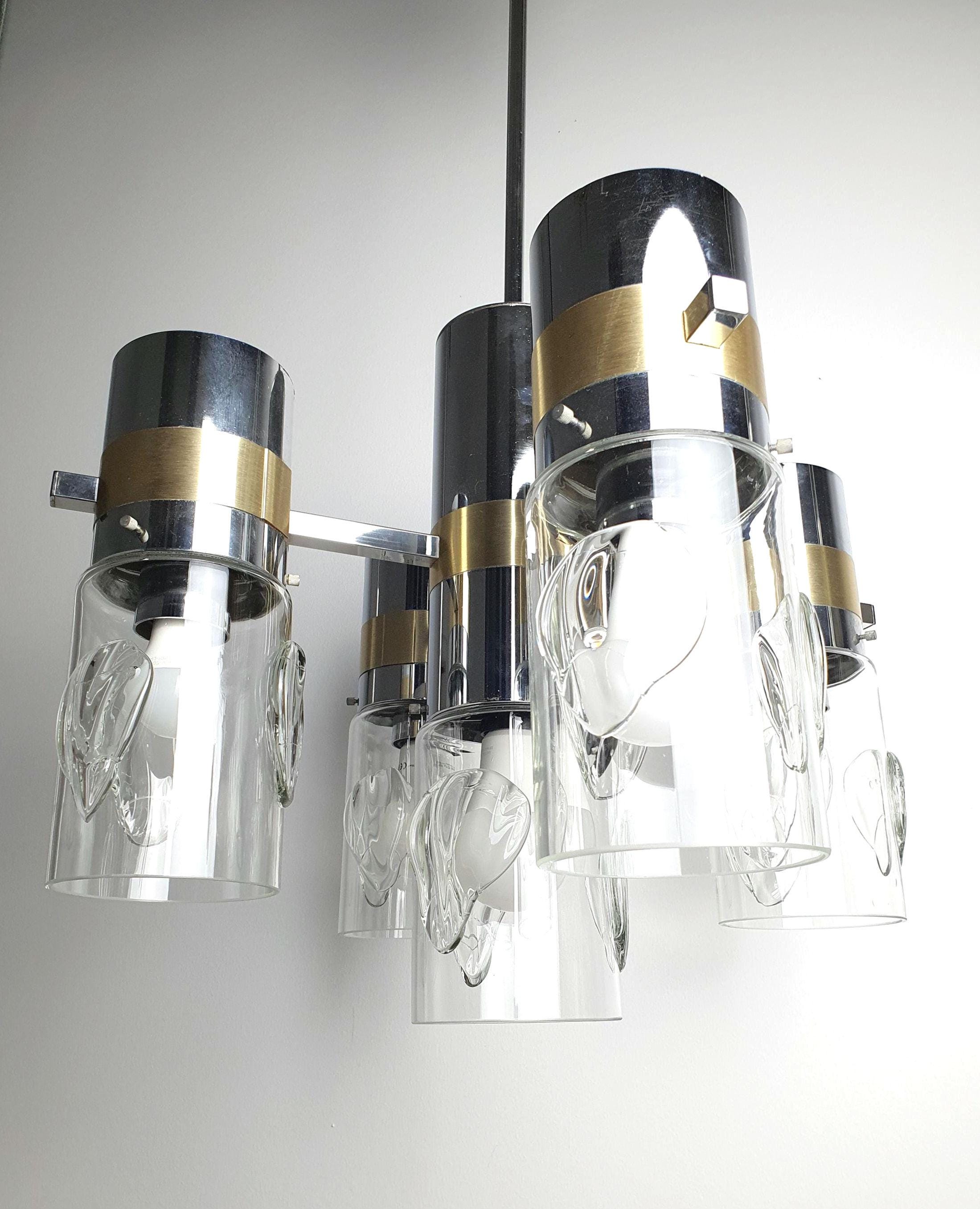 Vintage Space Age Sputnik chandelier, chrome and gold 5-arm Italian design, Sciolari style, handcrafted glass diffusers, 1960s–1970s