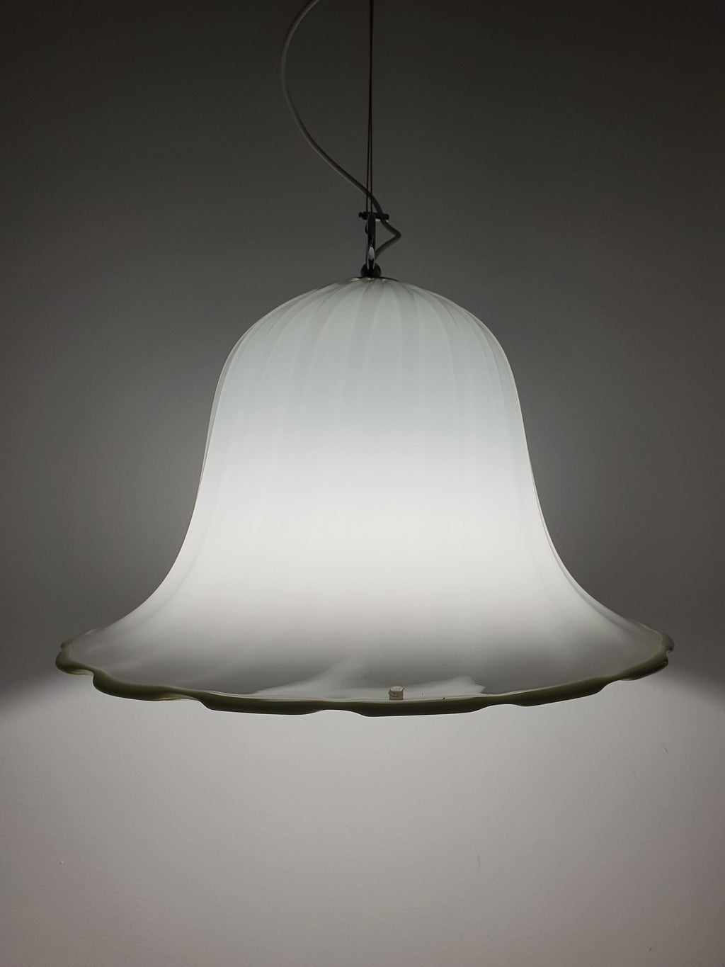 La Murrina Tulip Pendant Light | Vintage Murano Glass Lighting with Green Rim | Italian Mid-Century Modern