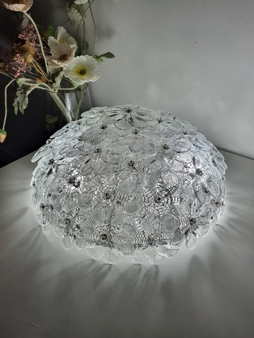 Murano glass millefiori flush mount — light diffusion through clear floral glass