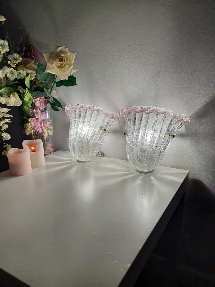 Pair of vintage Venetian floral glass wall sconces with pink Graniglia edges
