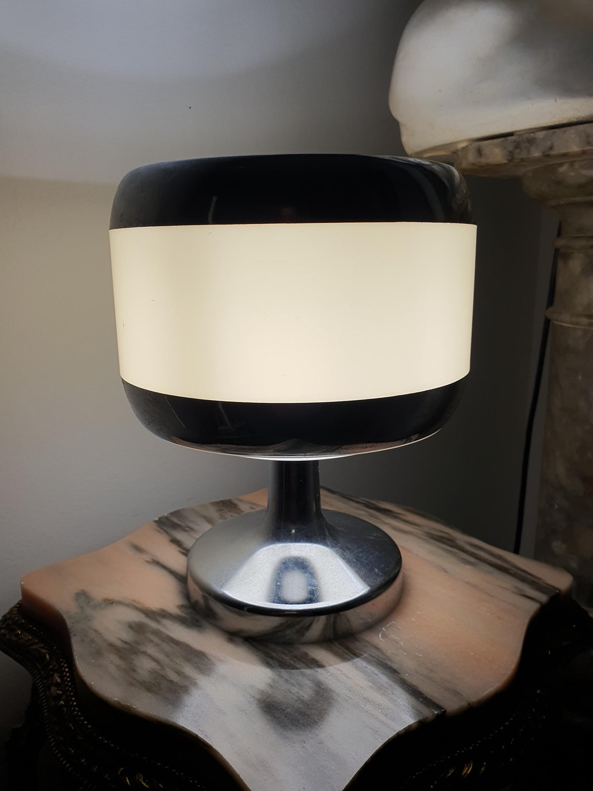 Vintage 1970s Italian Space Age table lamp lit, soft opalescent PMMA glow, beige chrome body, ambient retro light