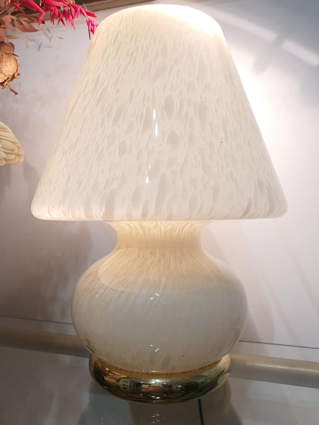 Vintage Murano Glass Mushroom Lamp: Mid-Century Modern Beige Bedside Light