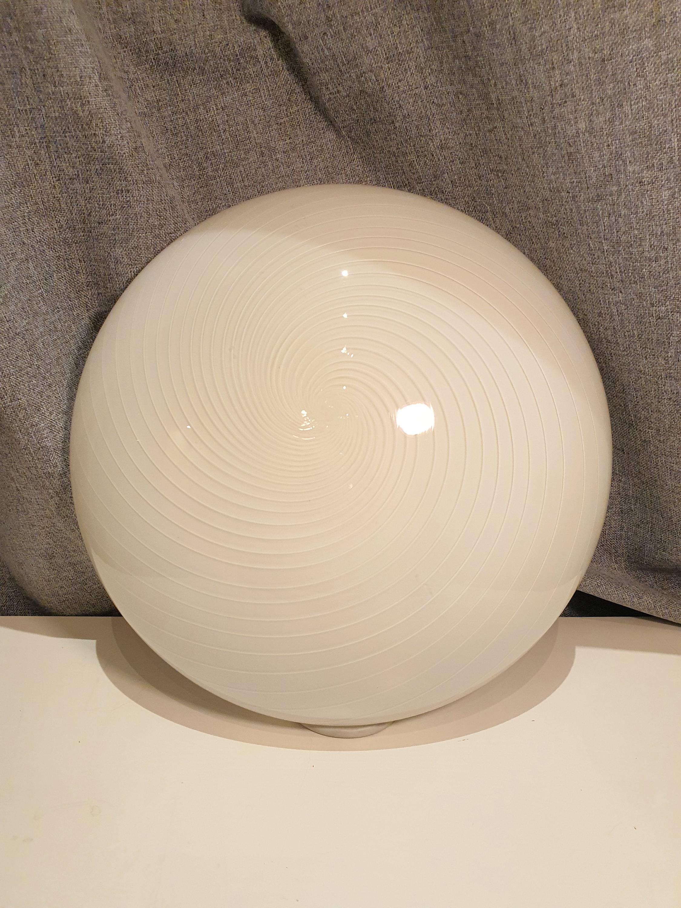 Vintage Plafonnier aus Muranoglas: Weißer Wirbel MCM-Dekor