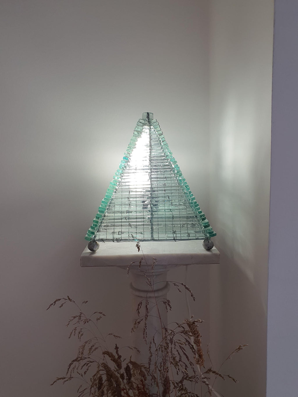 Mosaic Bottle Glass Pyramid Lamp: Retro Mid-Century Modern Table Light