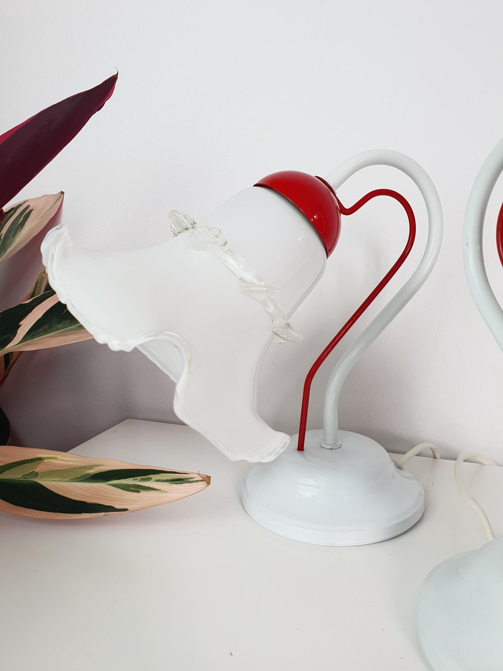 Murano Glass Tulip Table Lamps: Mid-Century Modern Floral Bedside Lights