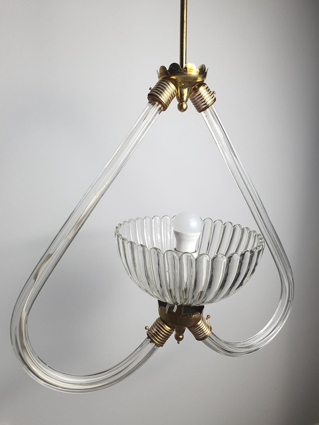 Attr. Barovier & Toso Murano pendant — side profile showing heart silhouette and curved edges