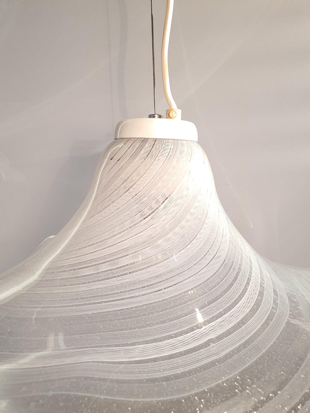 Vintage Murano Glass Handkerchief Pendant Light: Italian Filigree Chandelier