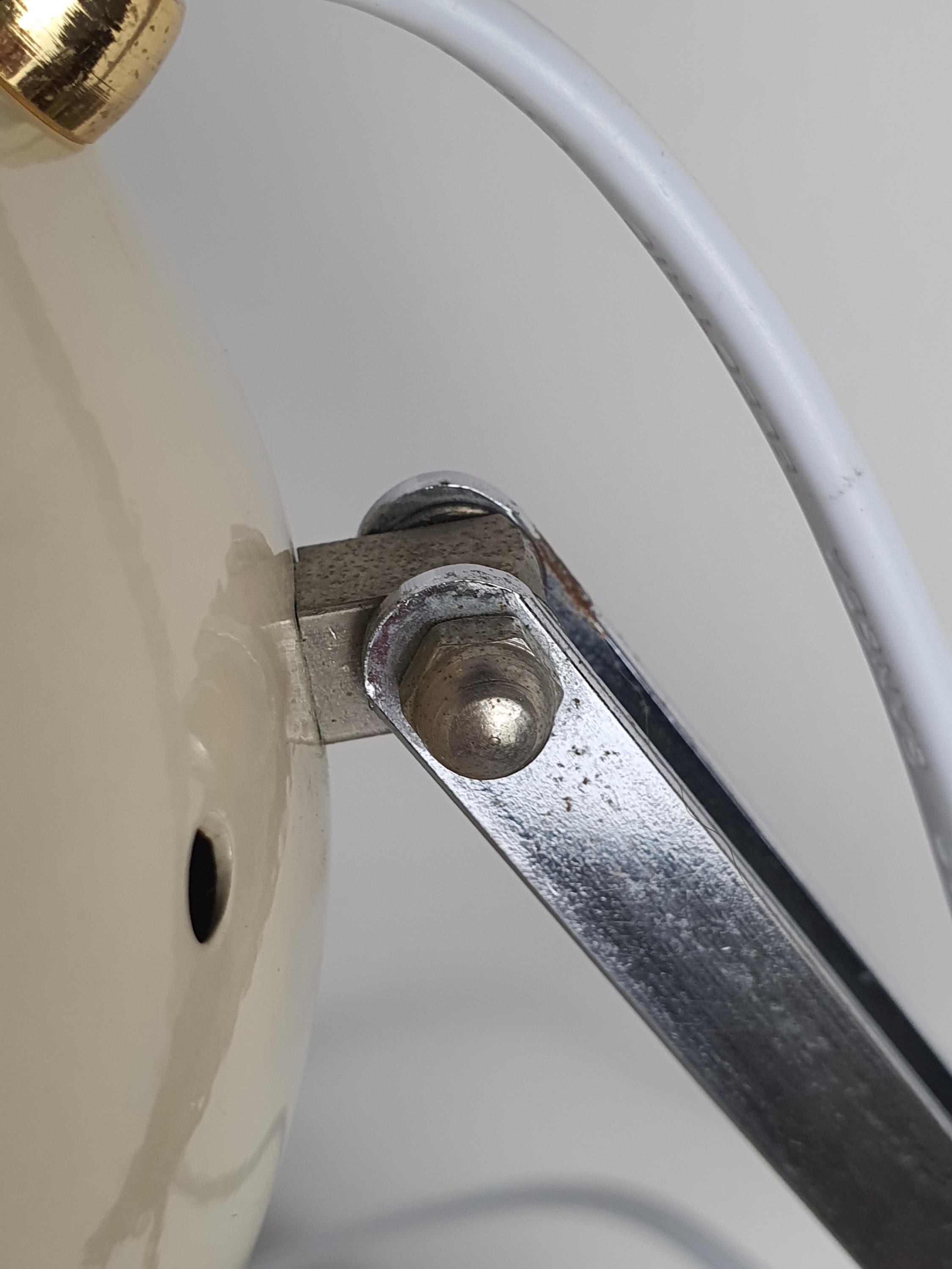 Beige and chrome eyeball Space Age vintage desk lamp / 1970s Italian retro lighting