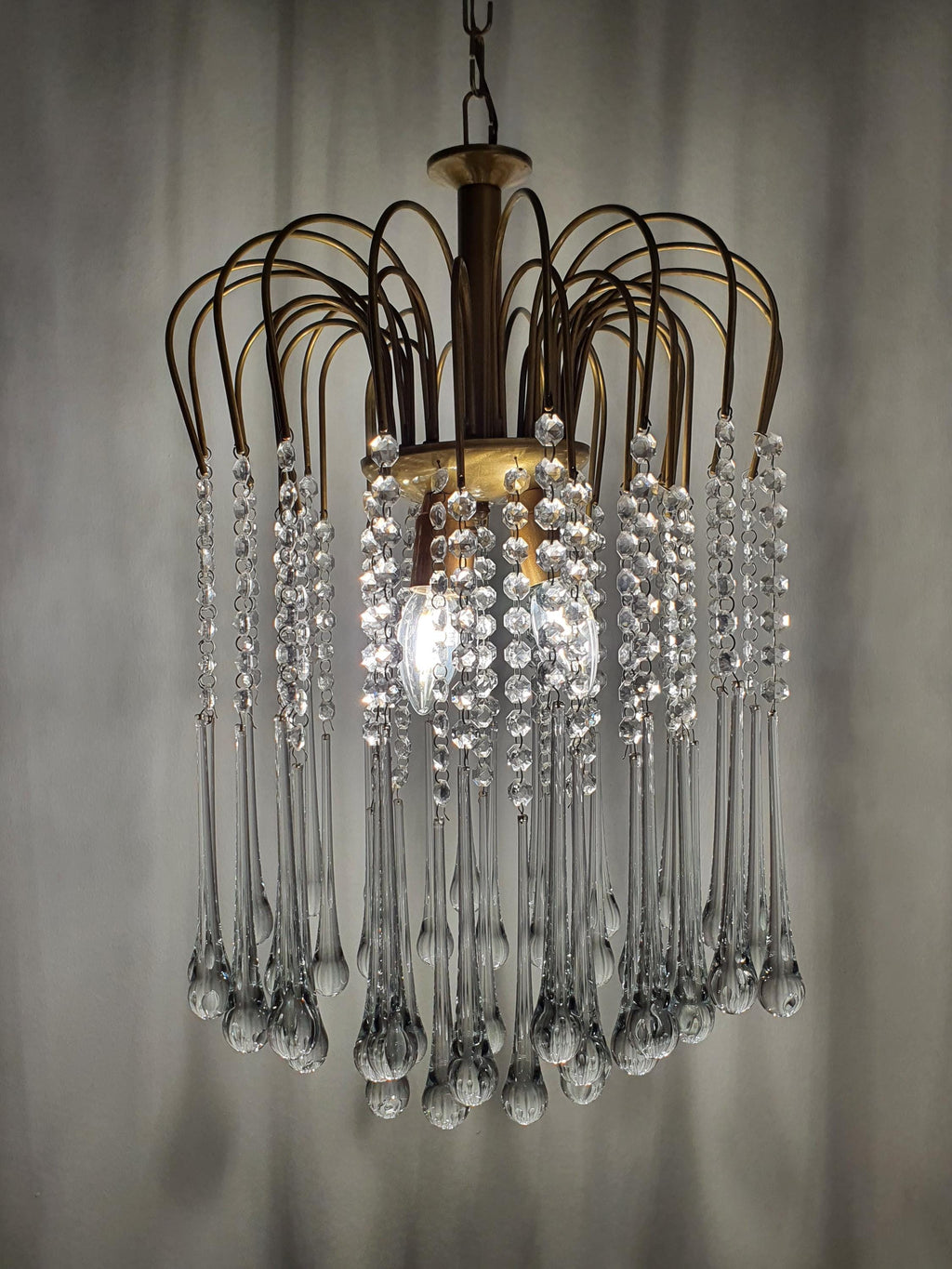 Murano teardrop chandelier — crystal-like shimmer, Hollywood Regency dining area setting