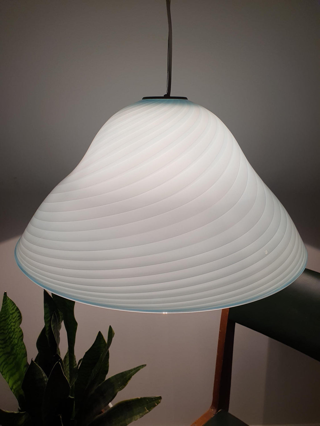 Suspension en Verre de Murano Couleur Tiffany – Lumière de Crèche Italienne Mid-Century
