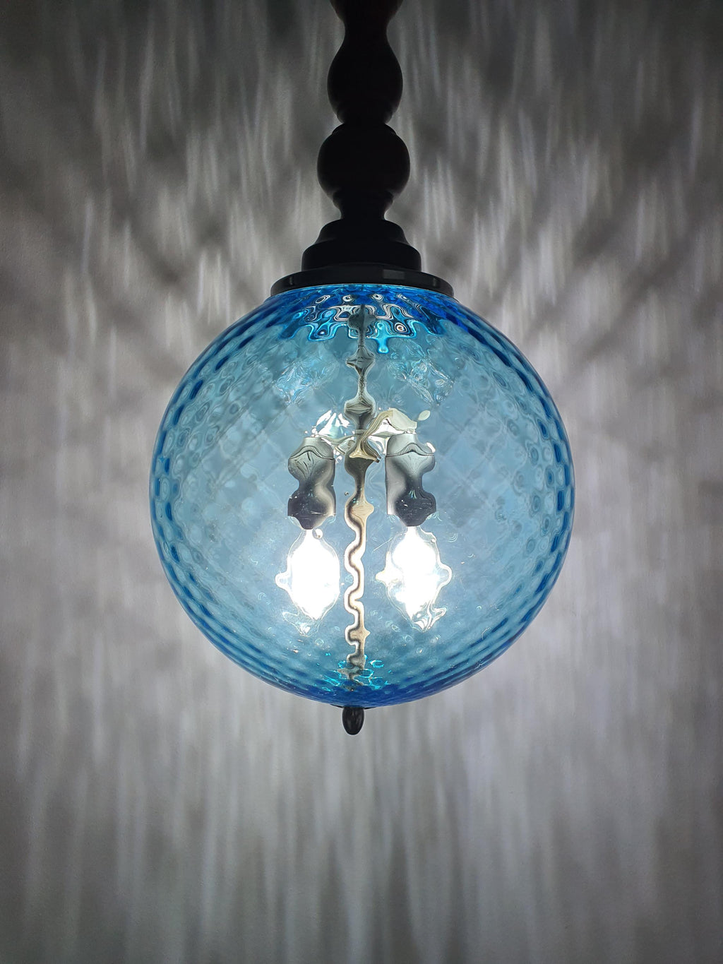 1950年代意大利穆拉诺蓝色玻璃球吊灯 木质镀铬结构