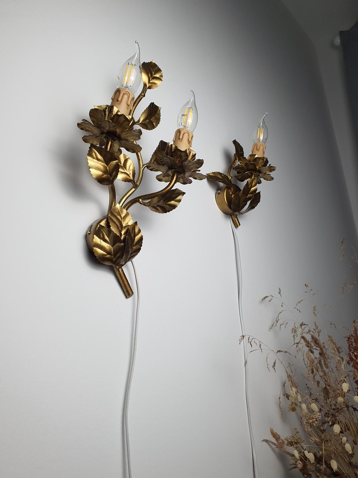 Set of 1990s Italian tole sconces with two-light and one-light designs
