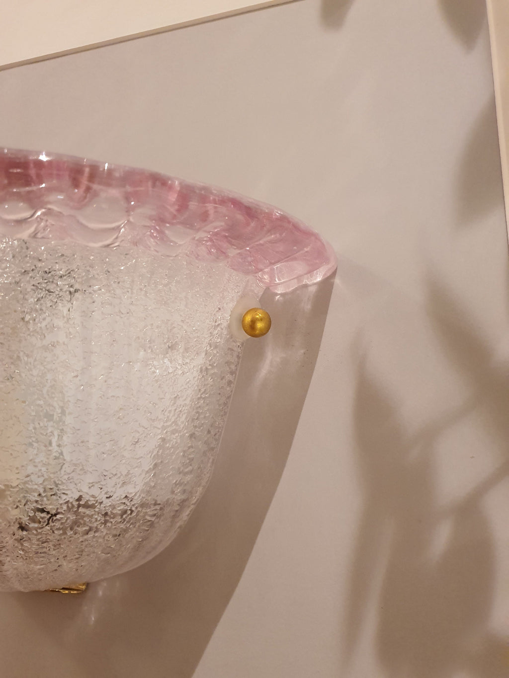 Hand-Crafted Murano Glass Flower Sconce: Art Deco Pink Wall Lamp