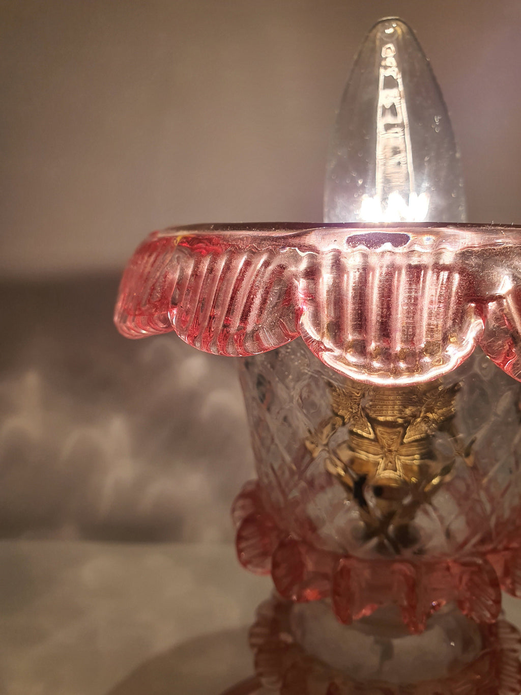 Vintage Murano Glass Tulip Table Lamp – 1970s Pink Floral Bedside Light