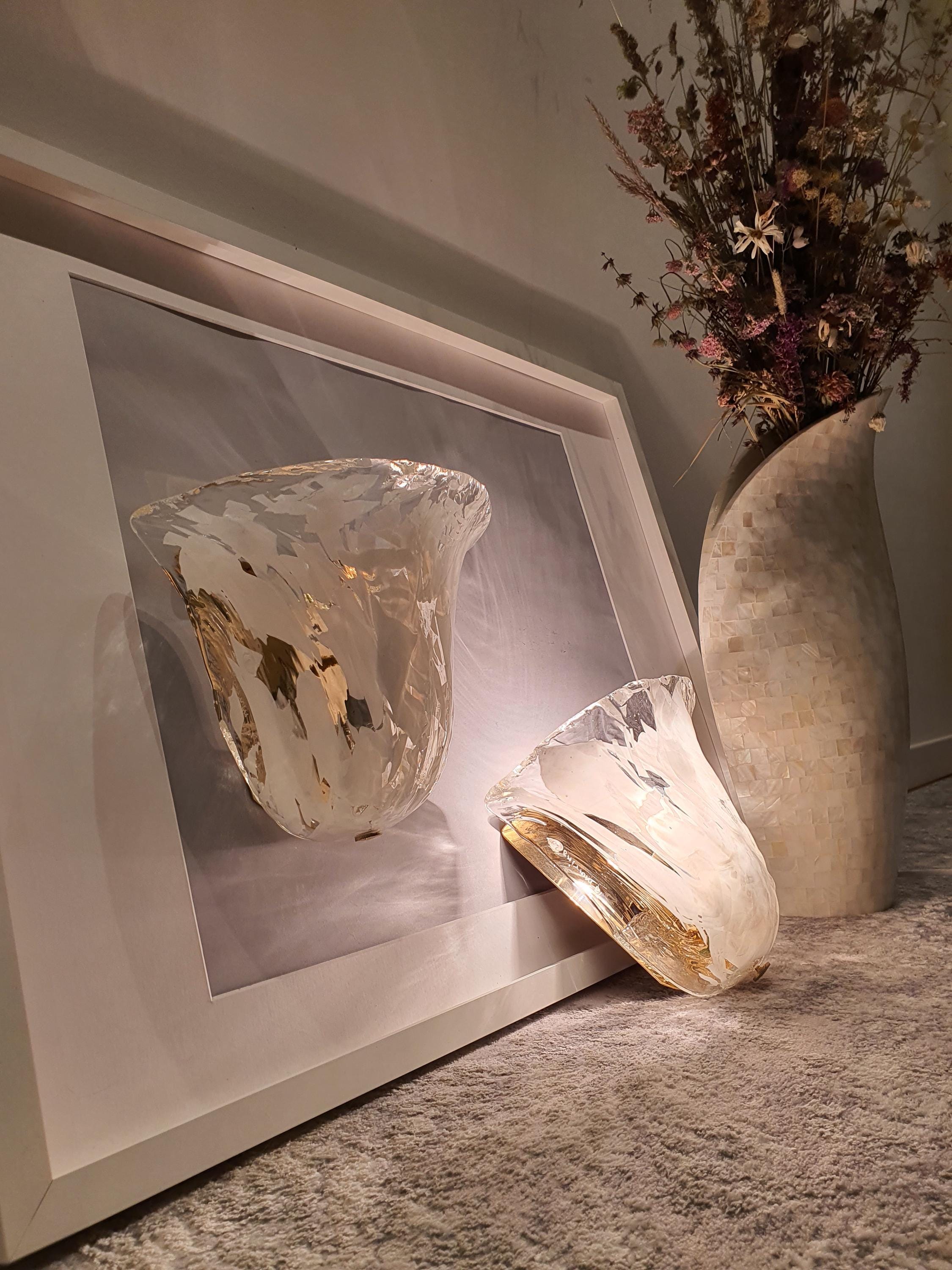 Pair of vintage white Murano glass floral wall sconces by La Murrina with golden bases