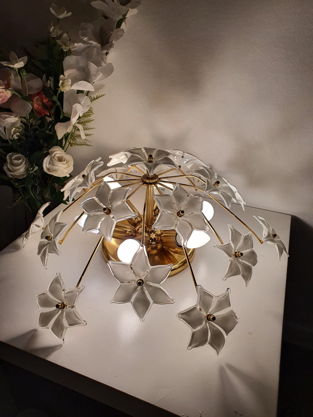 穆拉诺玻璃白色花卉吸顶灯 | 意大利复古Sputnik天花灯