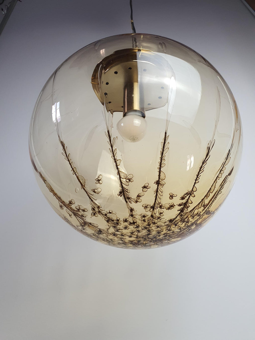 Large globe La Murrina caramel bubble pendant light in vintage Murano glass