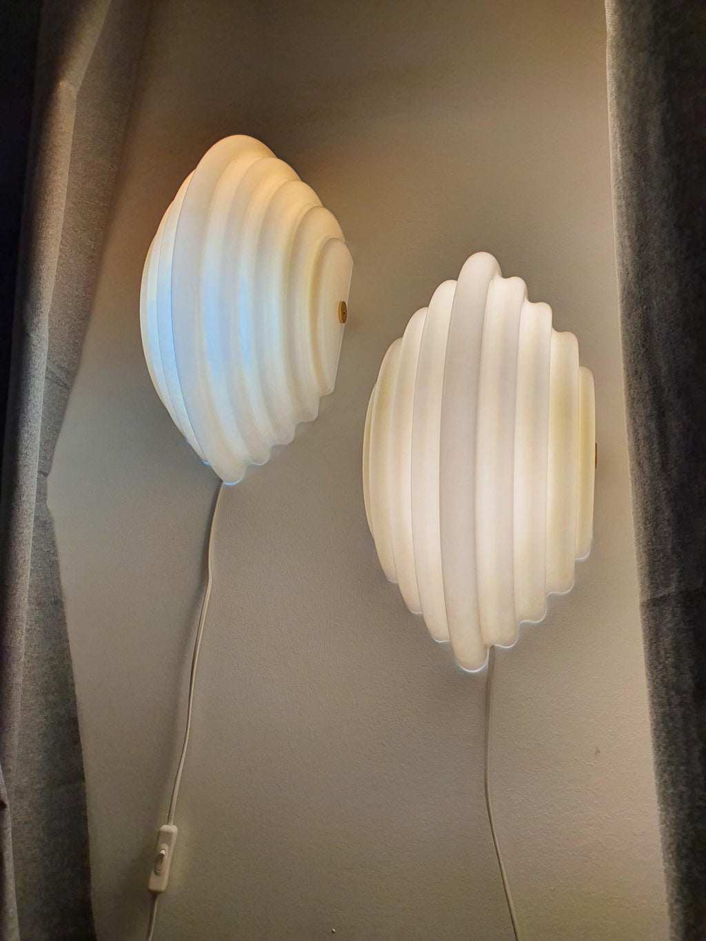 Sirrah Kumo 2 pair — both sconces shown together, postmodern Italian design