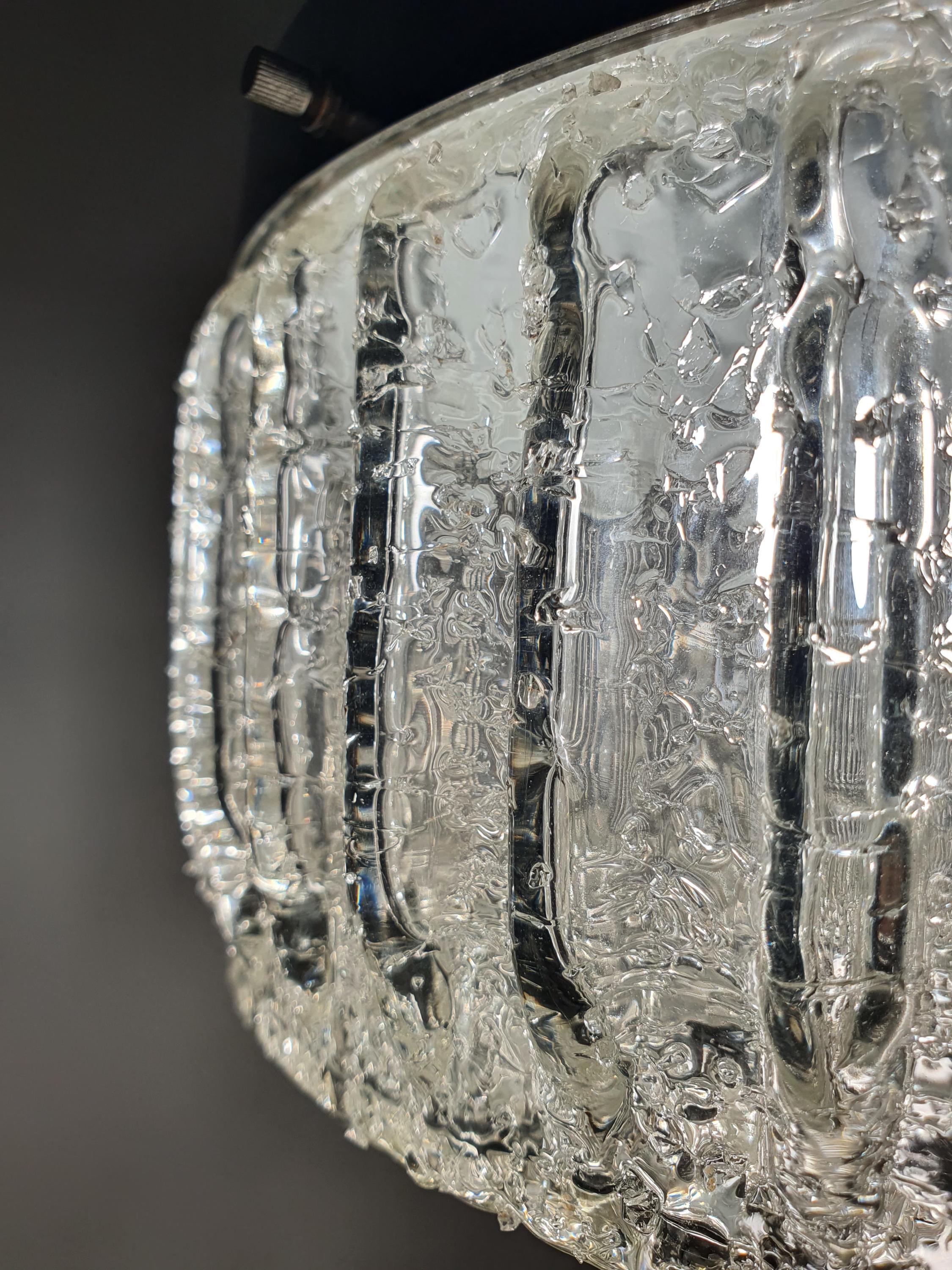 Italian retro pendant light — thick bubbled melted glass with sanded frosted section, detail