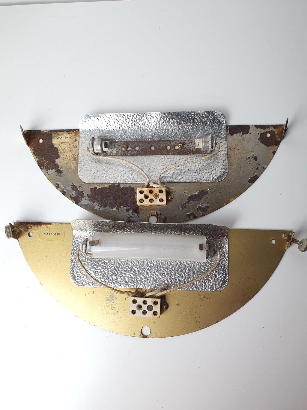 Pair of Murano Glass Shell Wall Sconces | Frosted Venetian Floral Lights | Mid-Century Italian Wall Lamps