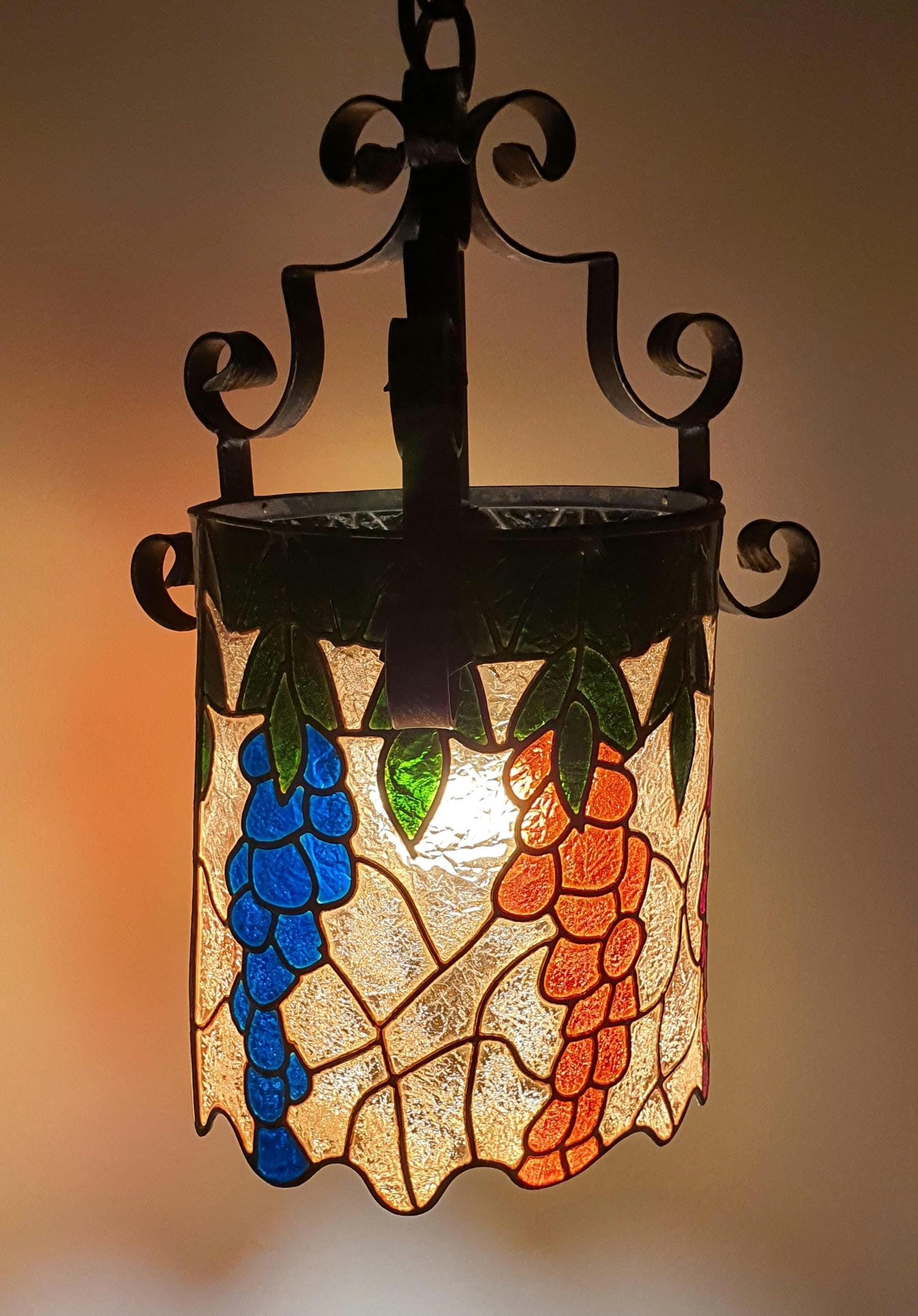 Stained Glass Tavern Pendant Light: Liberty Style Italian Chandelier