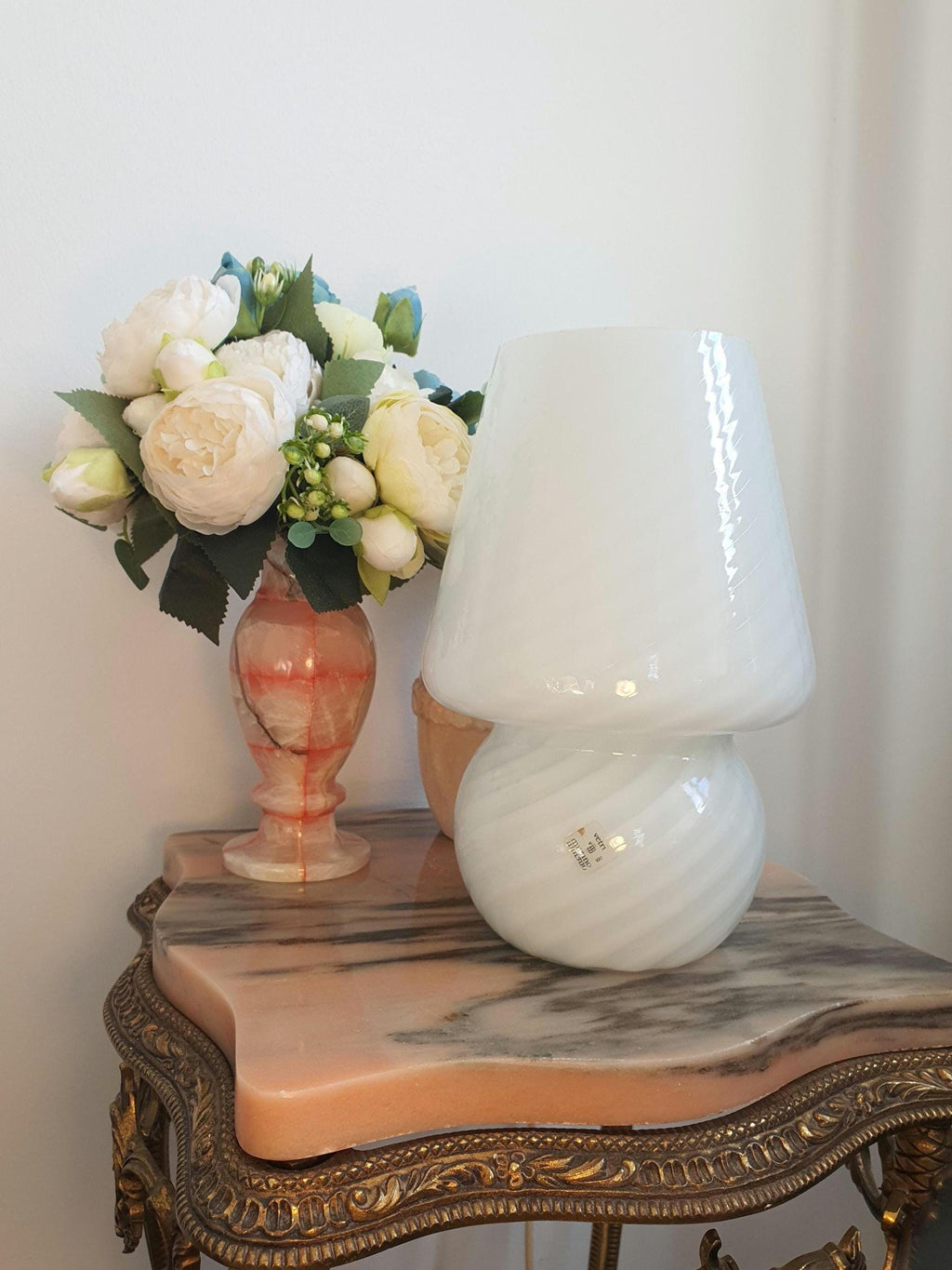 Vintage Murano Glass Mushroom Lamp: Mid-Century Modern White Swirl