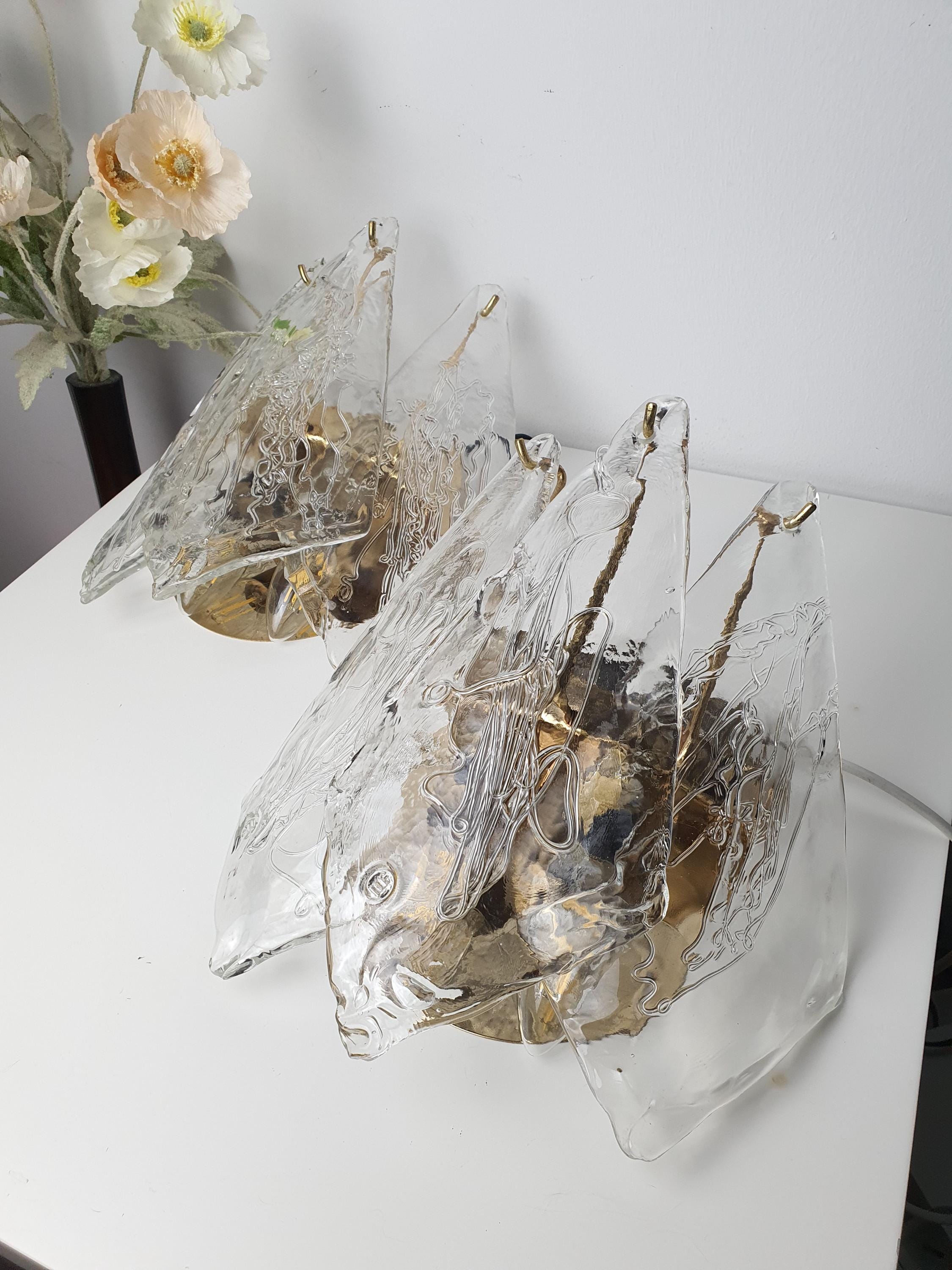 Pair of La Murrina Diamond-Shaped Petal Murano Glass Wall Sconces Gold Base