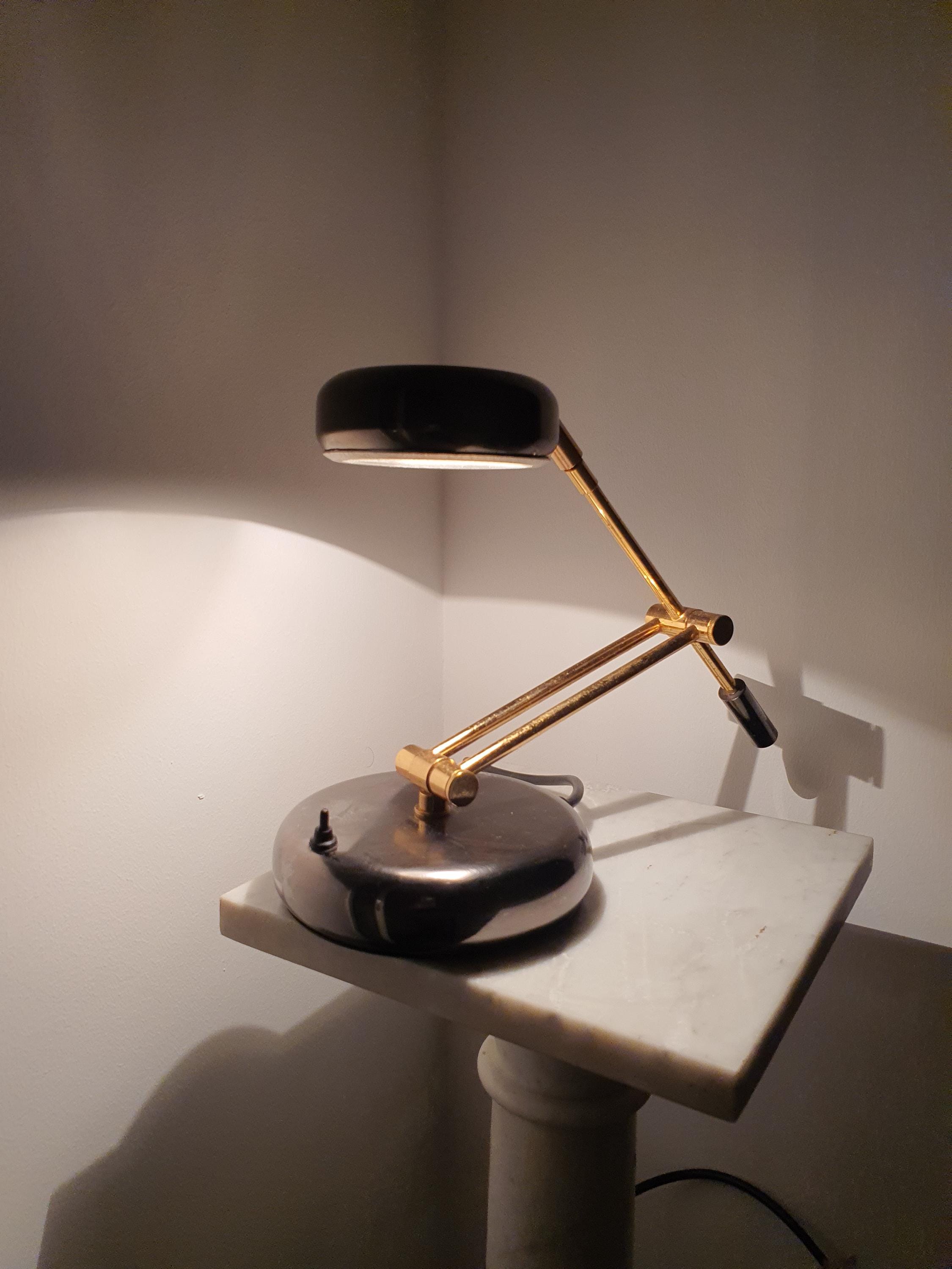 意大利中世纪现代摆臂台灯 | 金色 & 铬 | MCM 风格