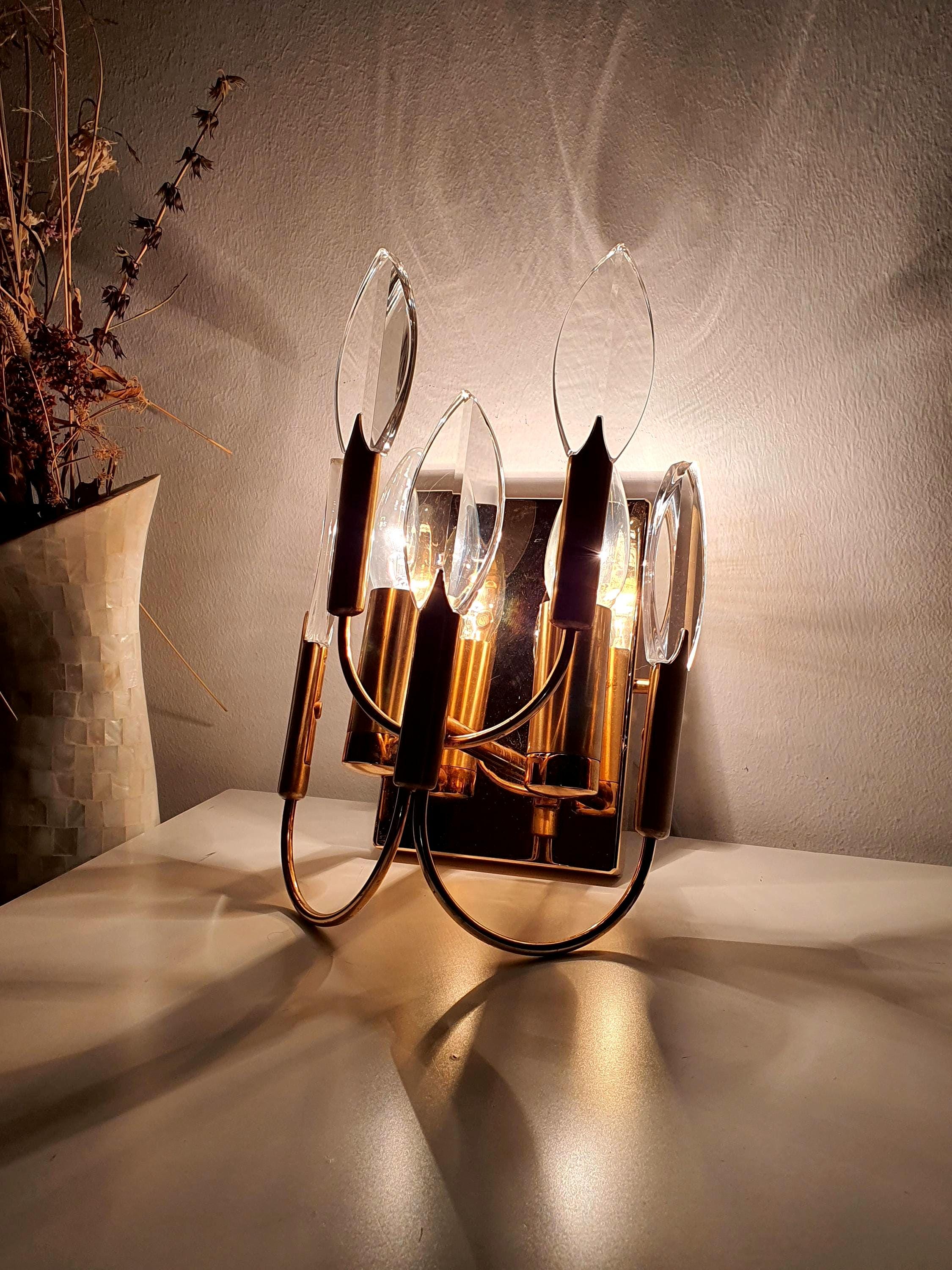Gaetano Sciolari vintage brass wall sconce with five faceted crystal elements