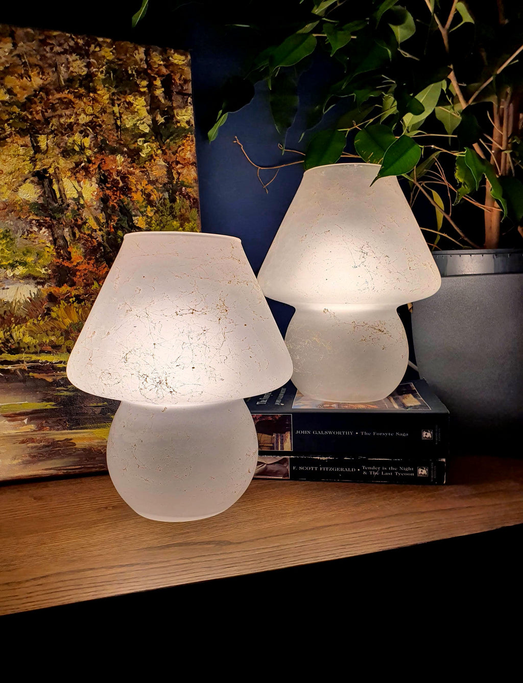 Pair of frosted satin Murano glass mushroom lamps with hand-painted white pattern, vintage Italian bedside lights
